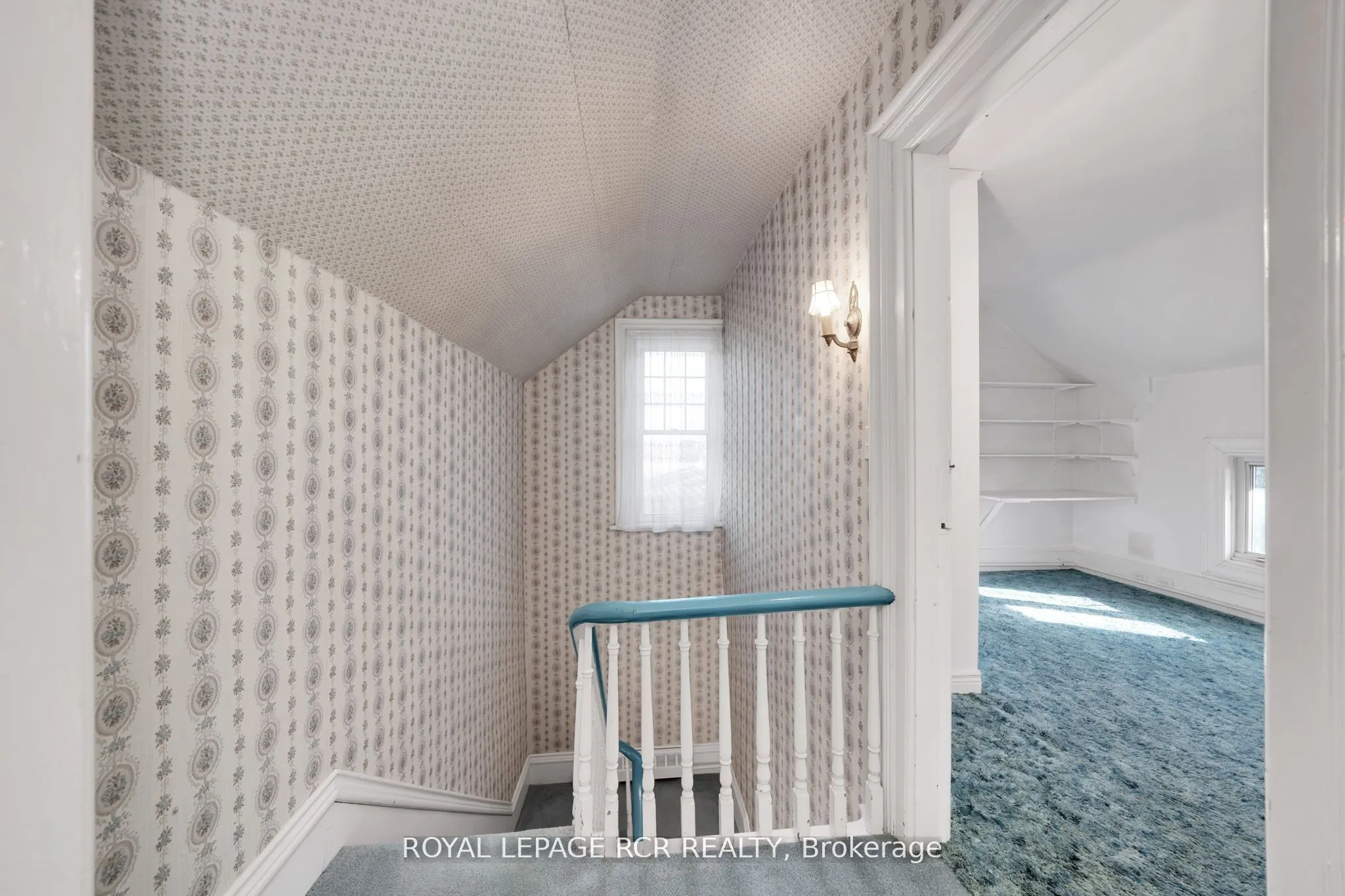 33 Pine Avenue