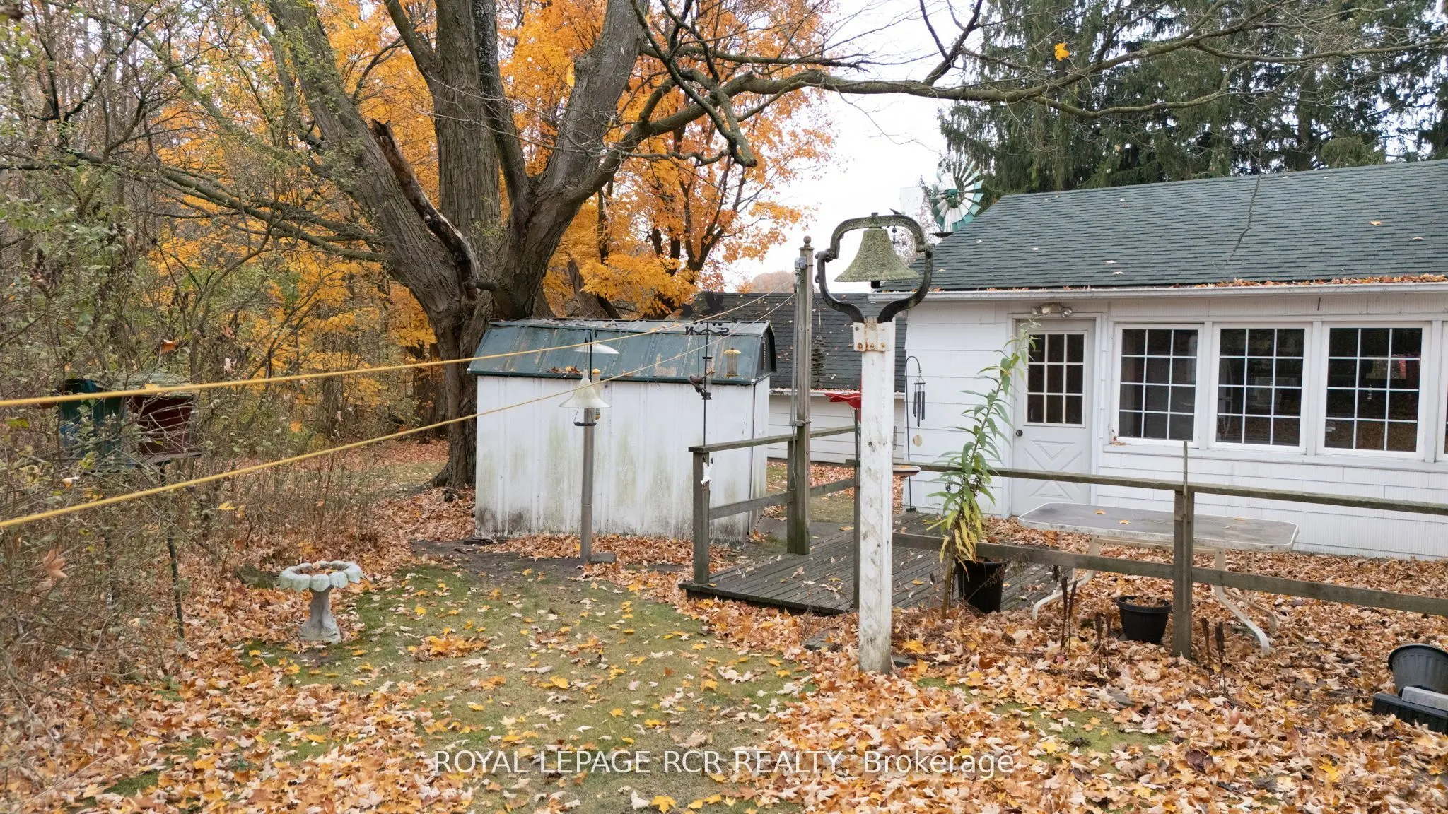 33 Pine Avenue