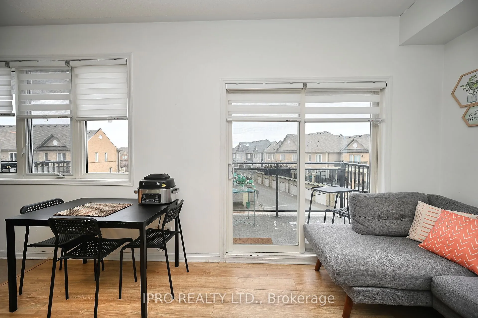 3075 Thomas Street, #303