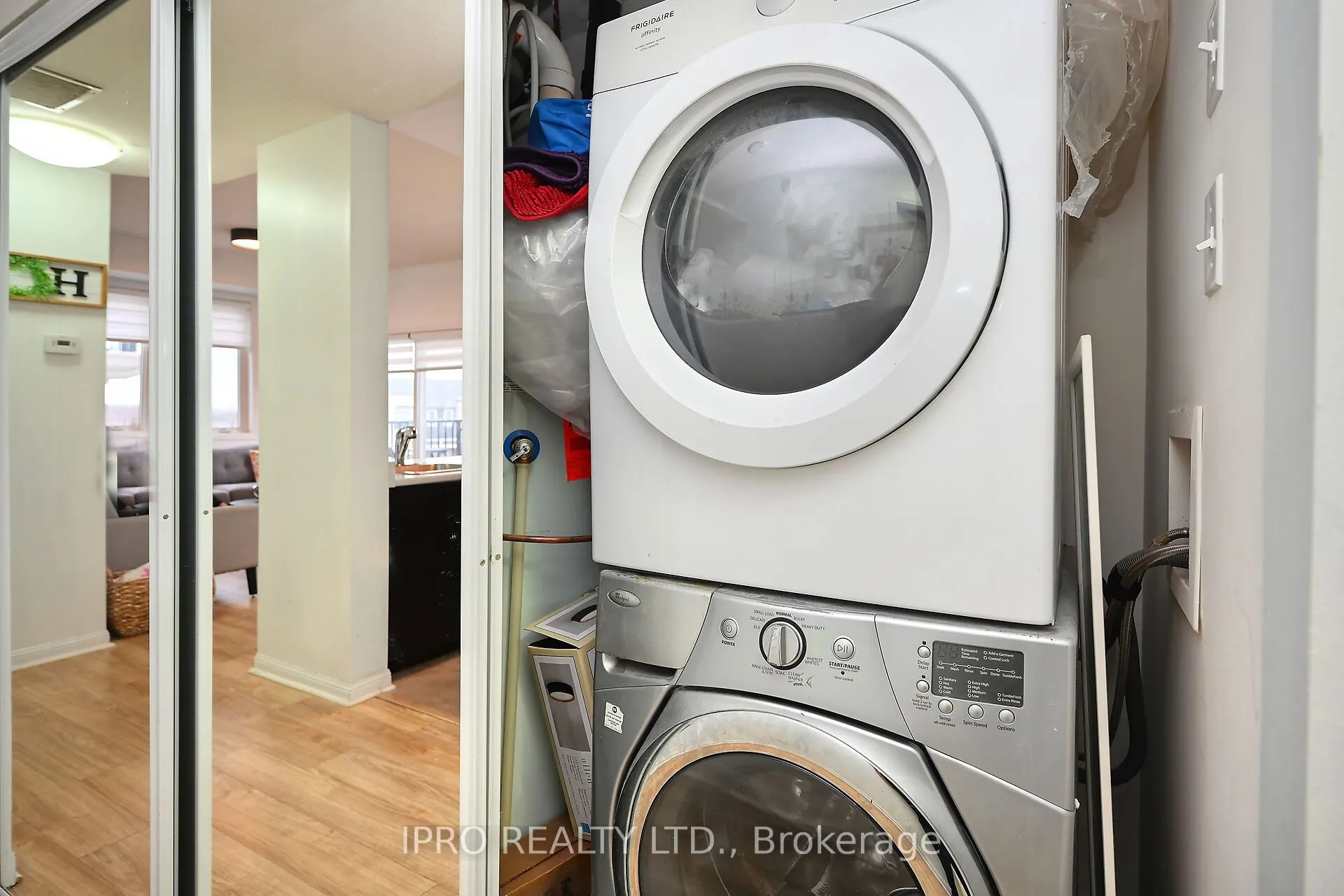 3075 Thomas Street, #303