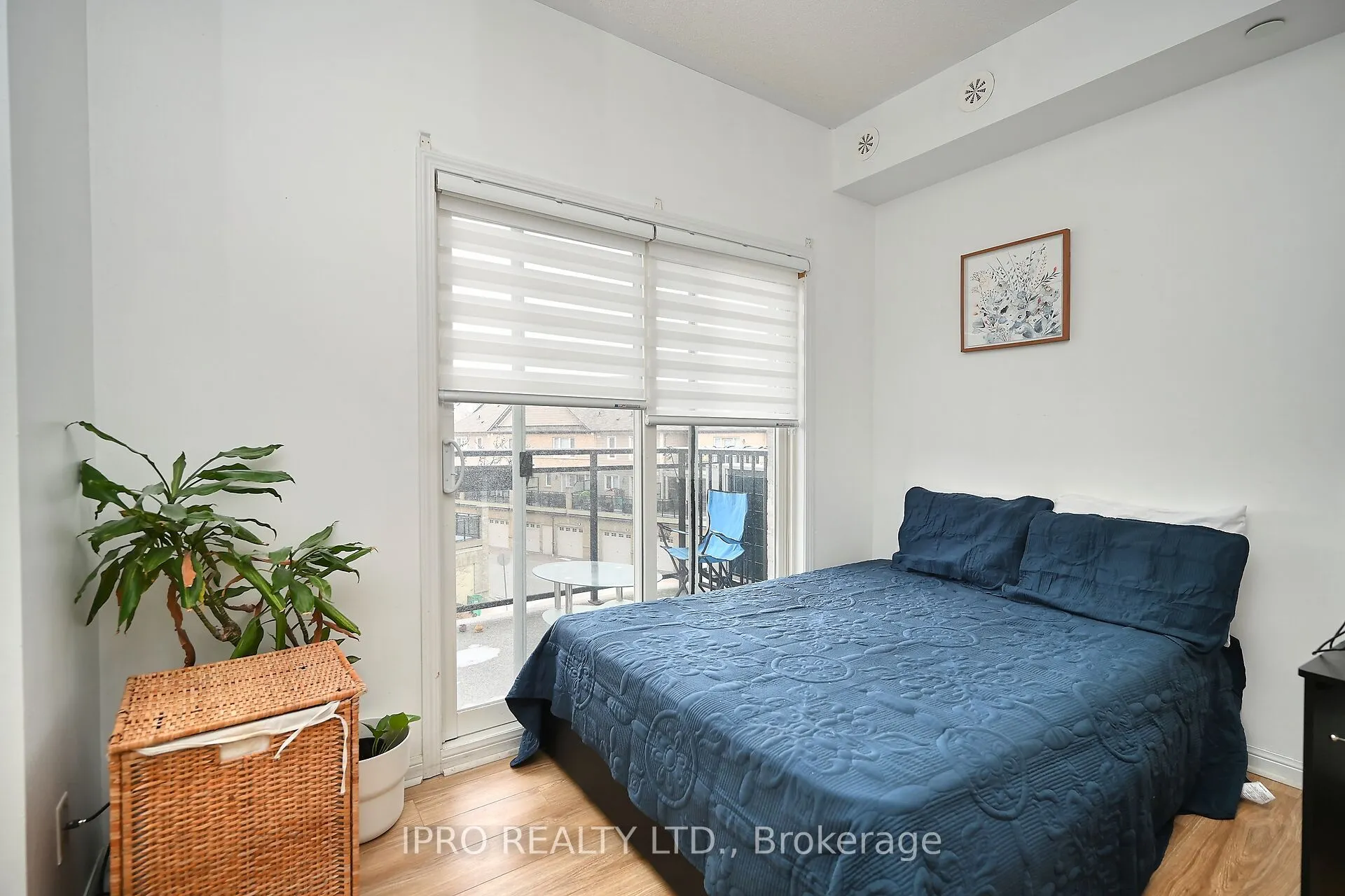 3075 Thomas Street, #303