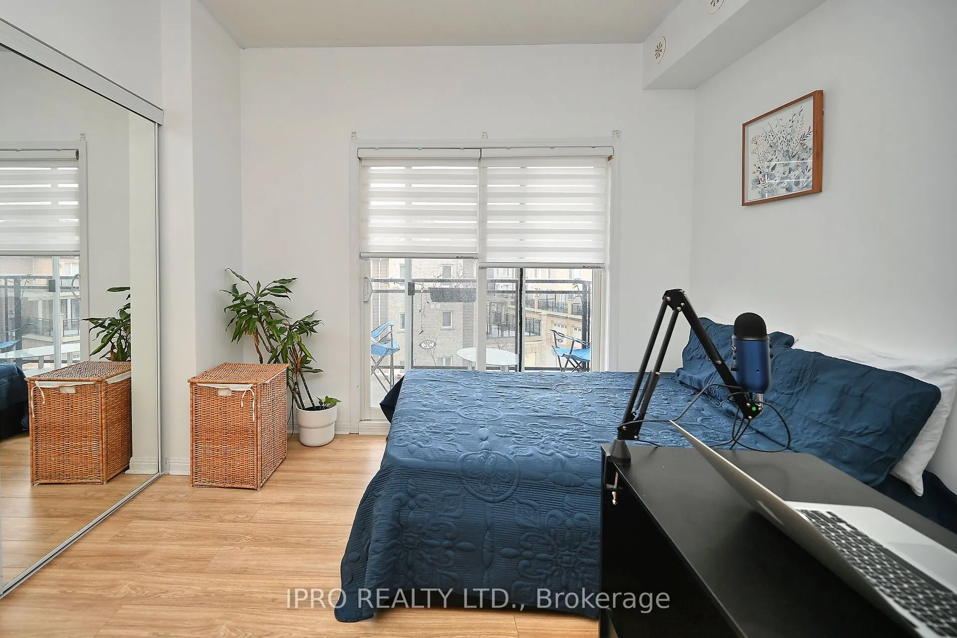 3075 Thomas Street, #303