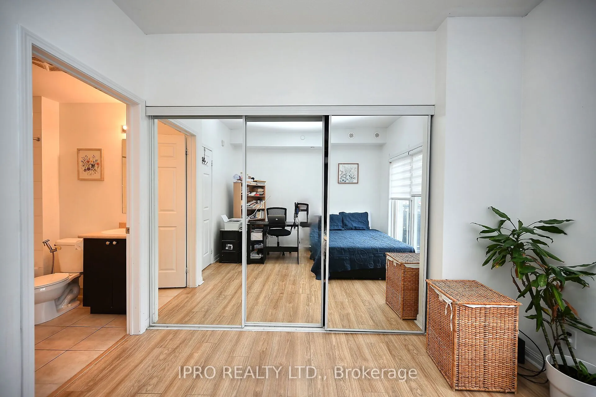 3075 Thomas Street, #303