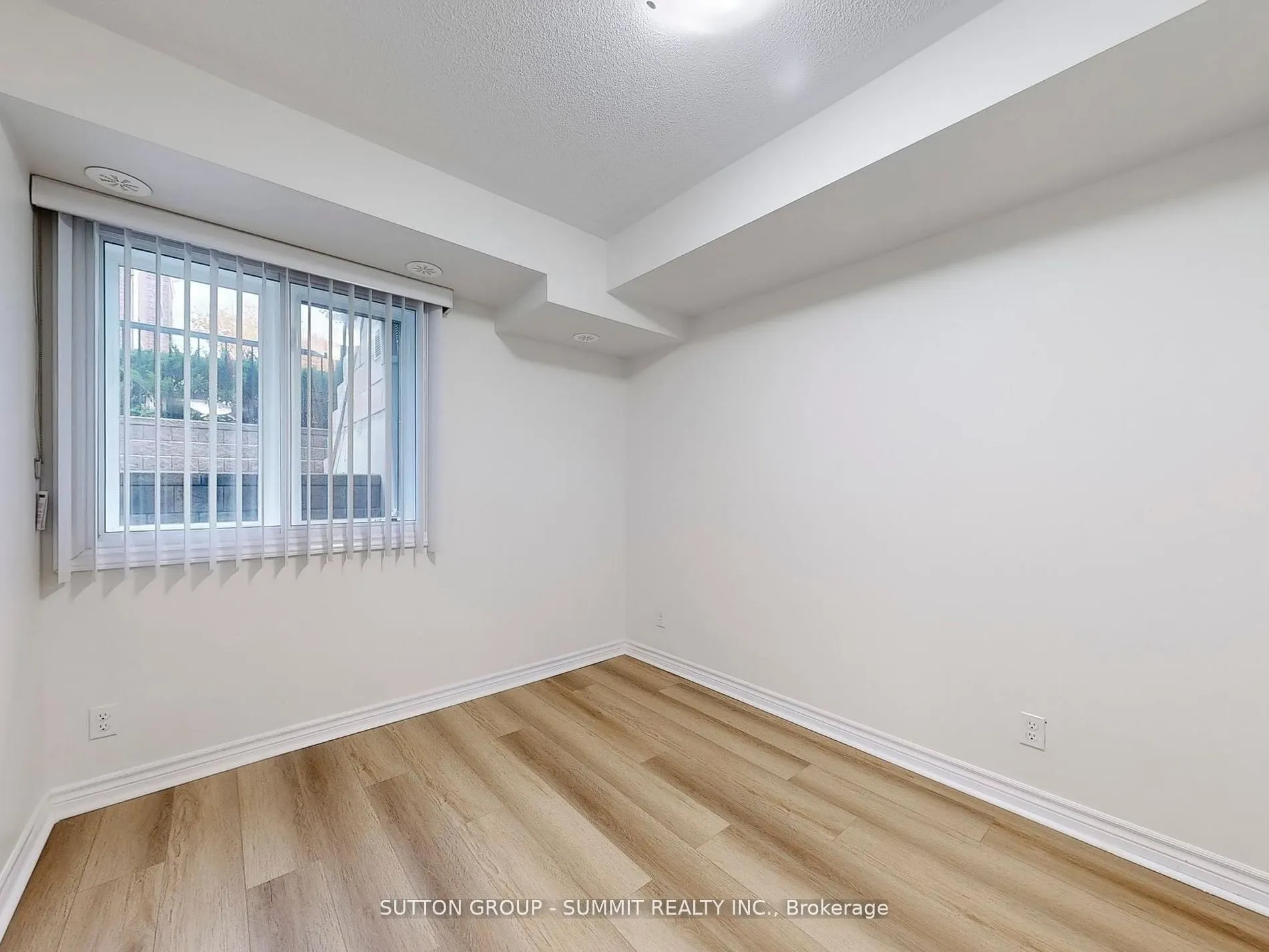 30 Carnation Avenue, #93
