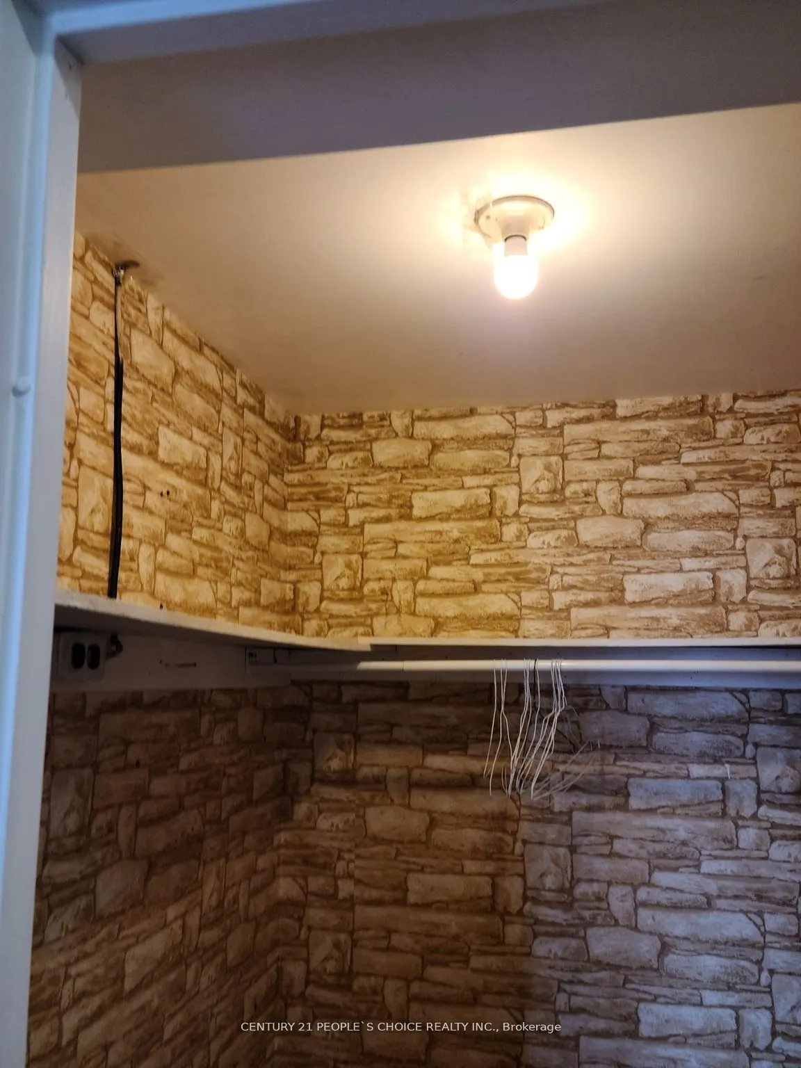 3533 Derry Road E, #703