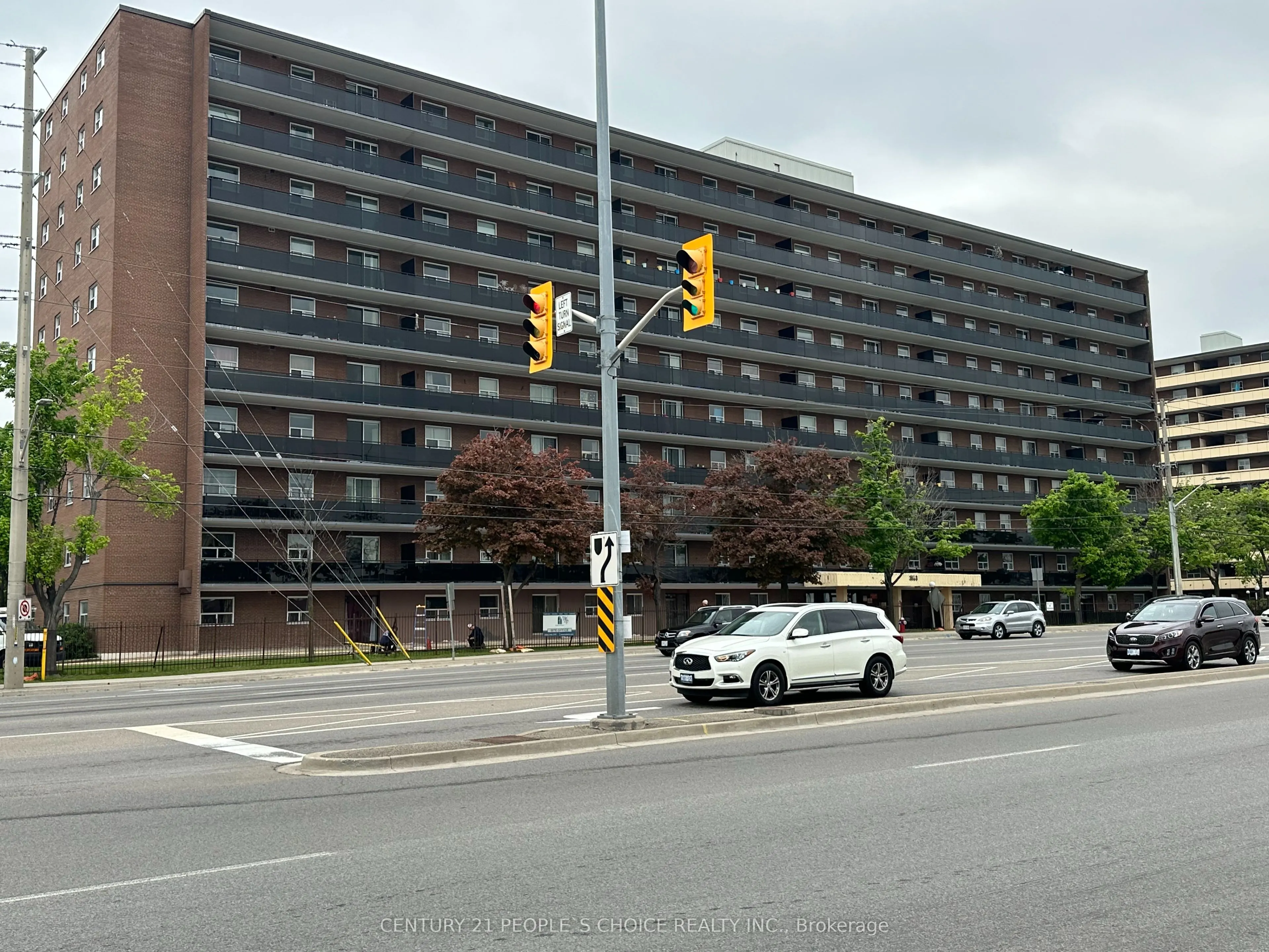 3533 Derry Road E, #703