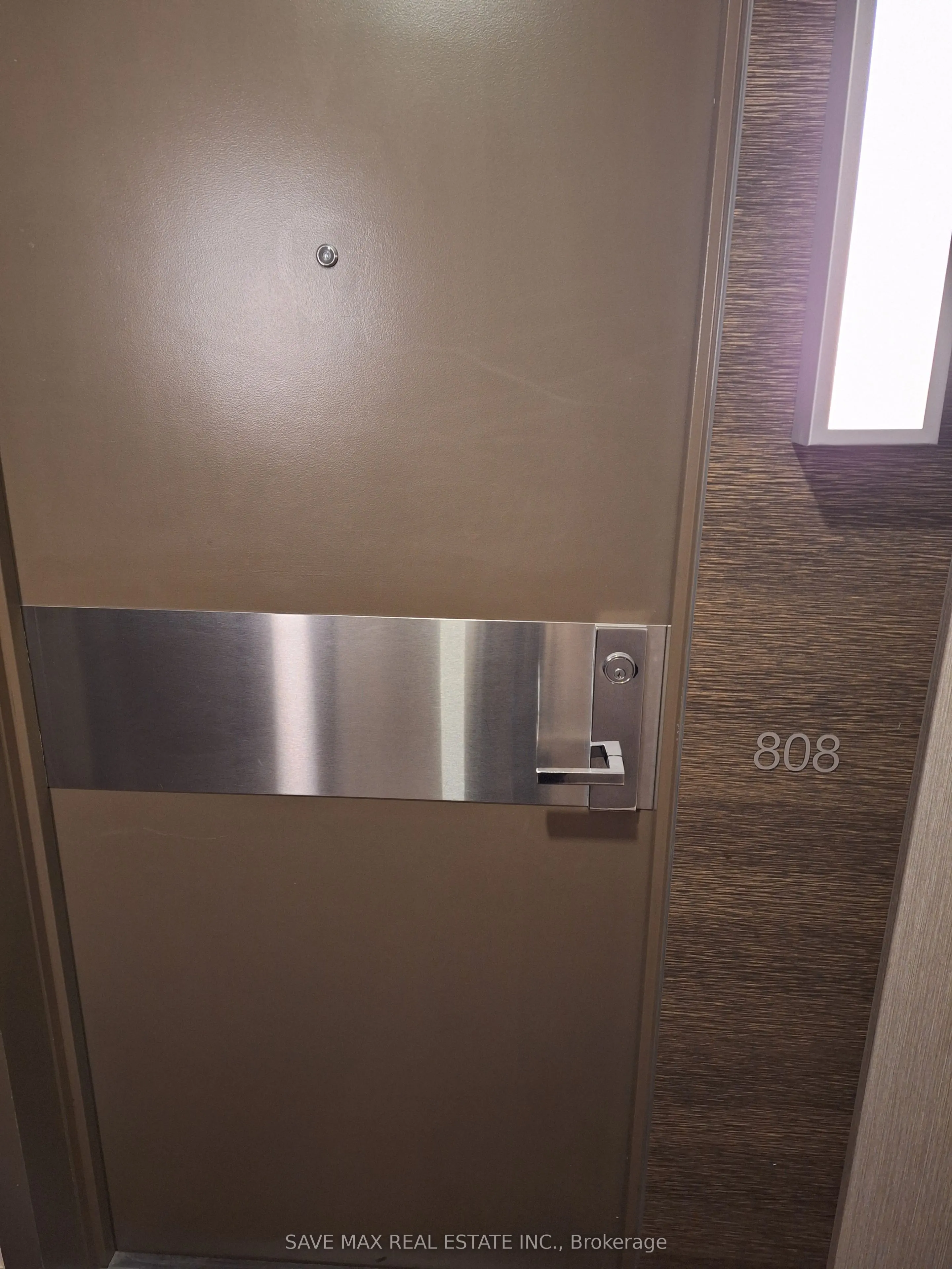 60 Annie Craig Drive #808