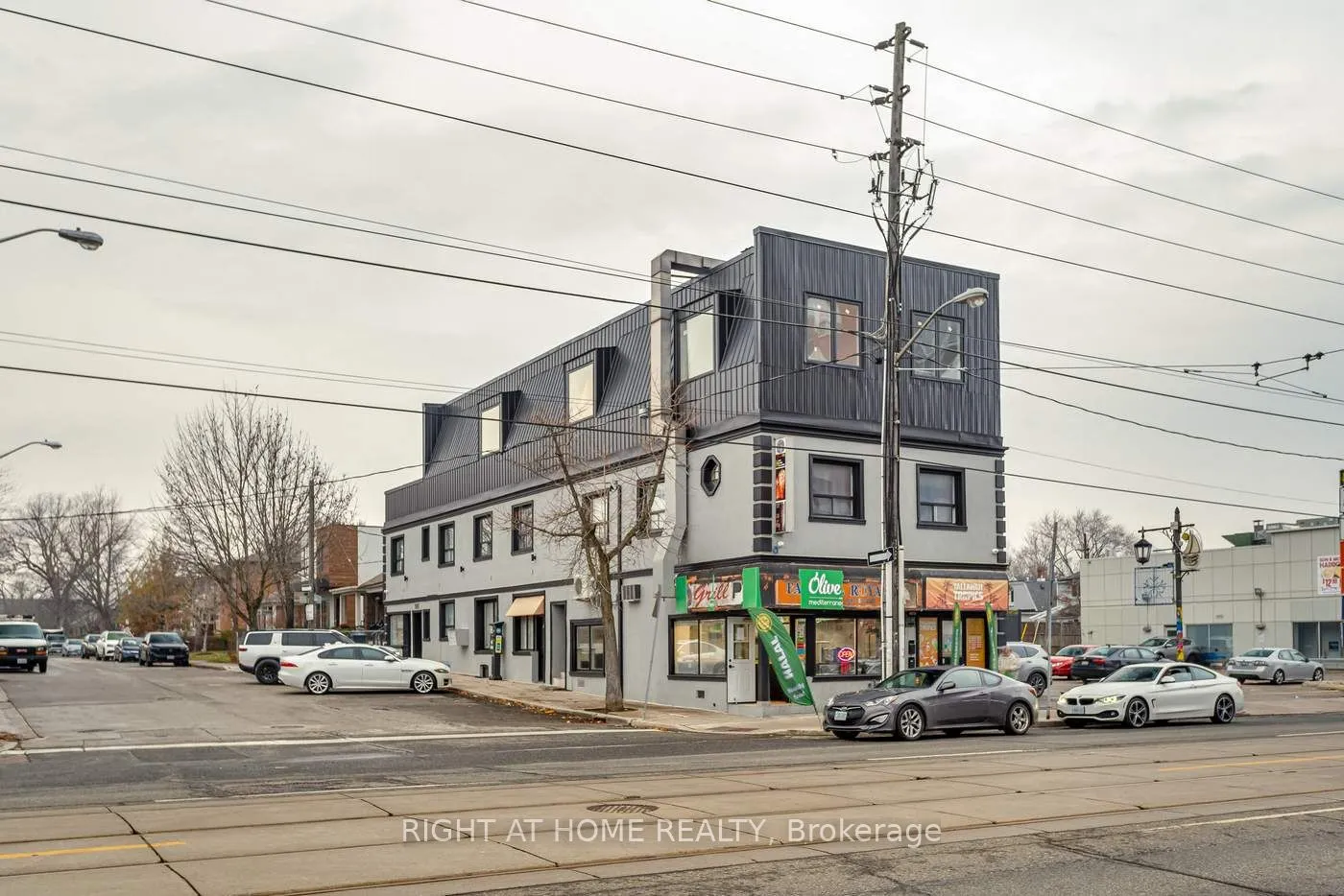 2834 Lakeshore Boulevard W, #3A