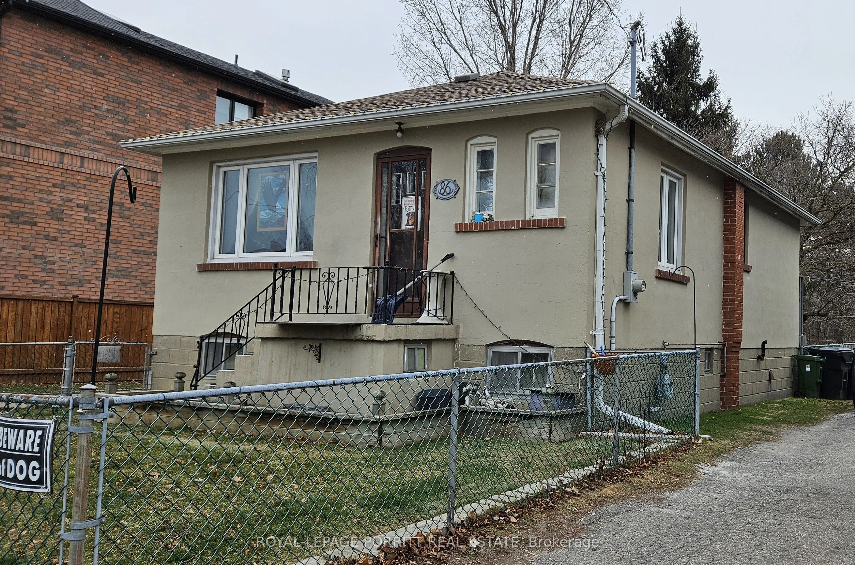 86 Laburnham Avenue