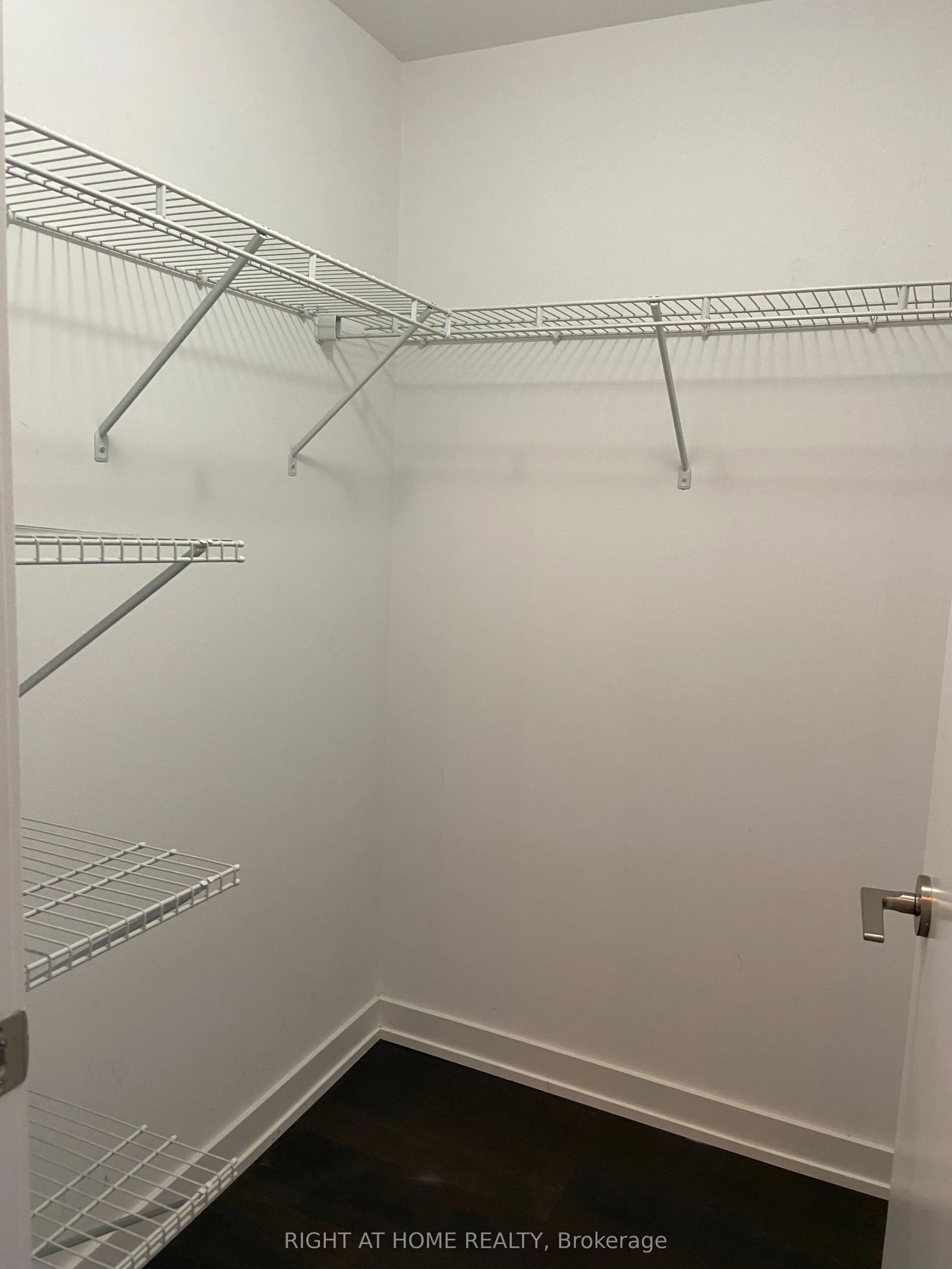 2212 Lake Shore Boulevard W #502