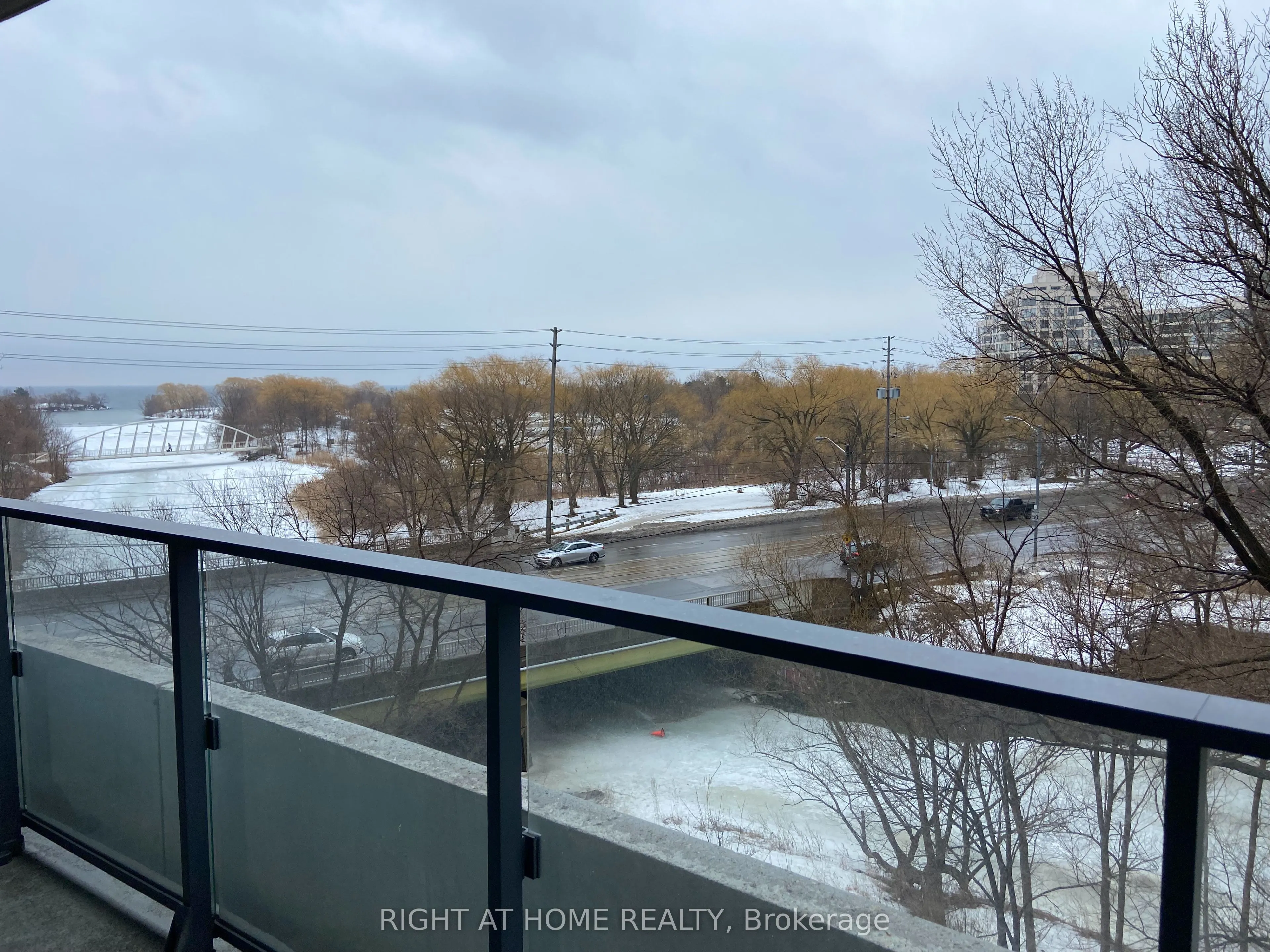 2212 Lake Shore Boulevard W #502
