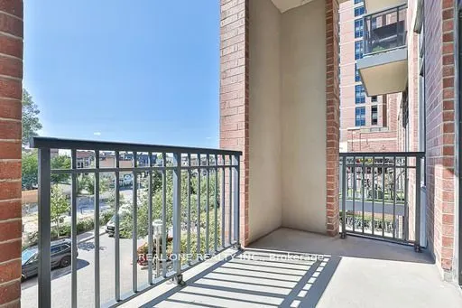 61 Heintzman Street, #312