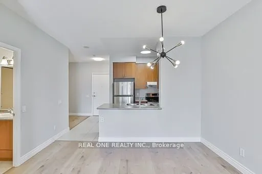 61 Heintzman Street, #312