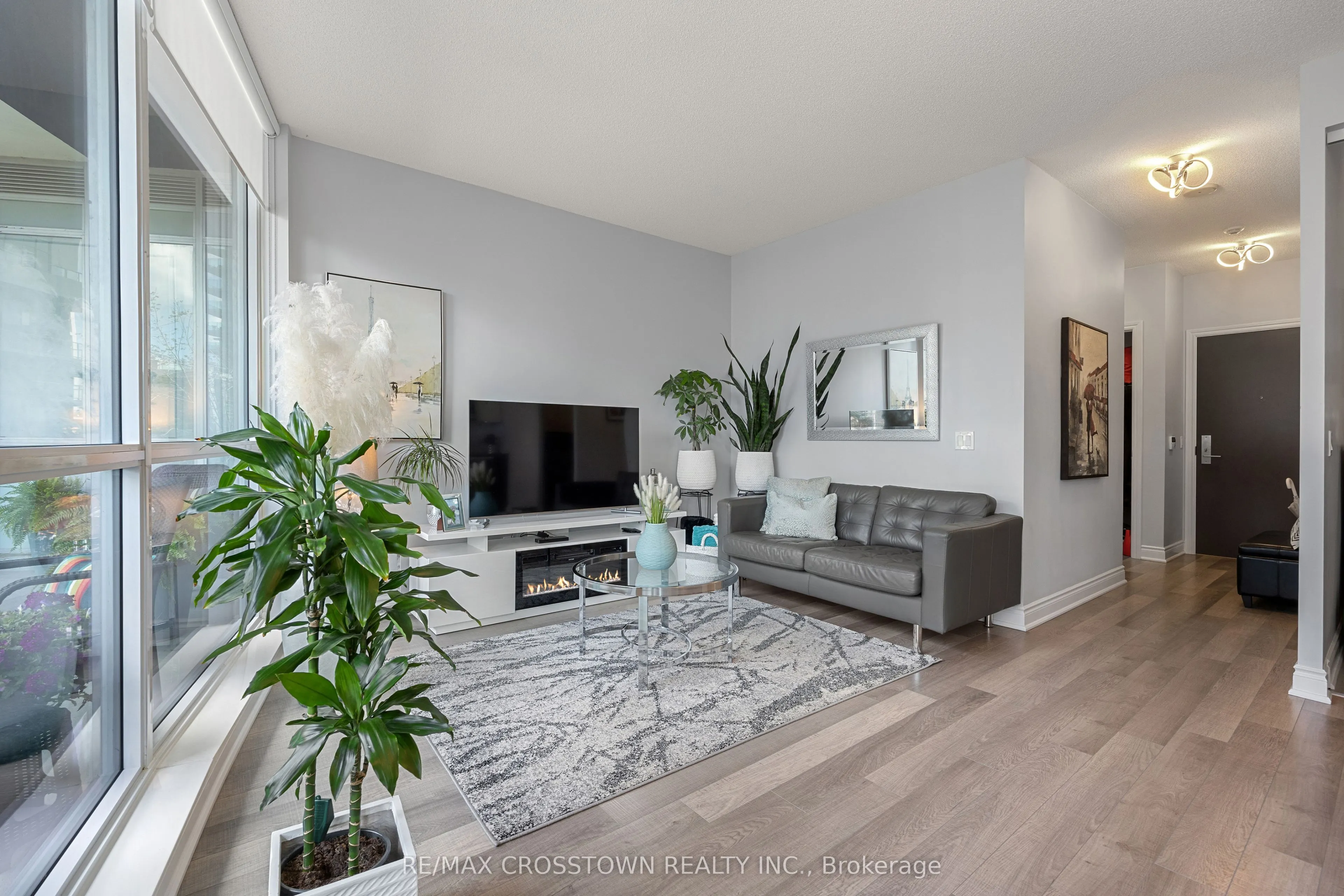 80 Marine Parade Drive, #201