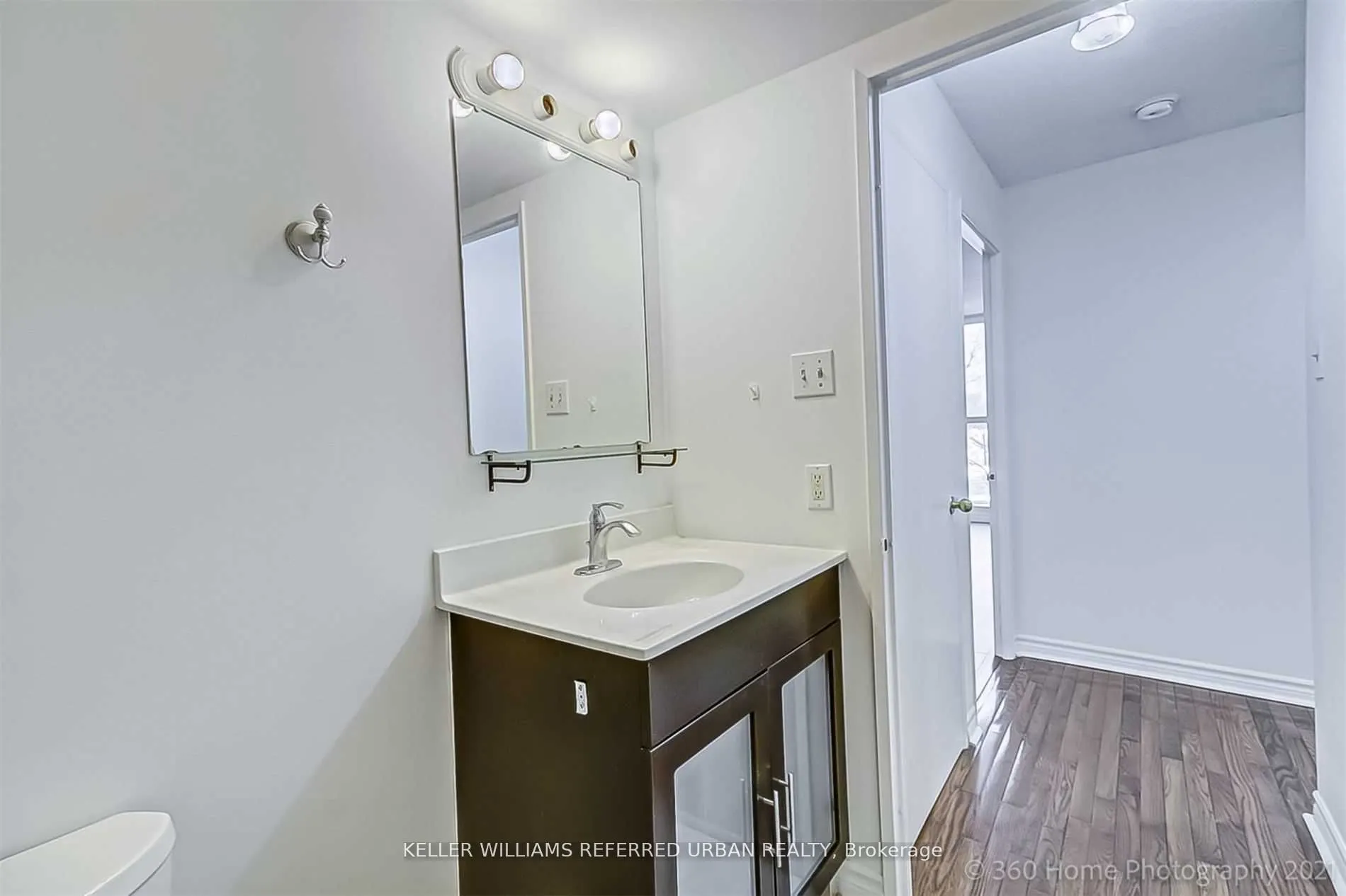 4185 Shipp Drive, #211
