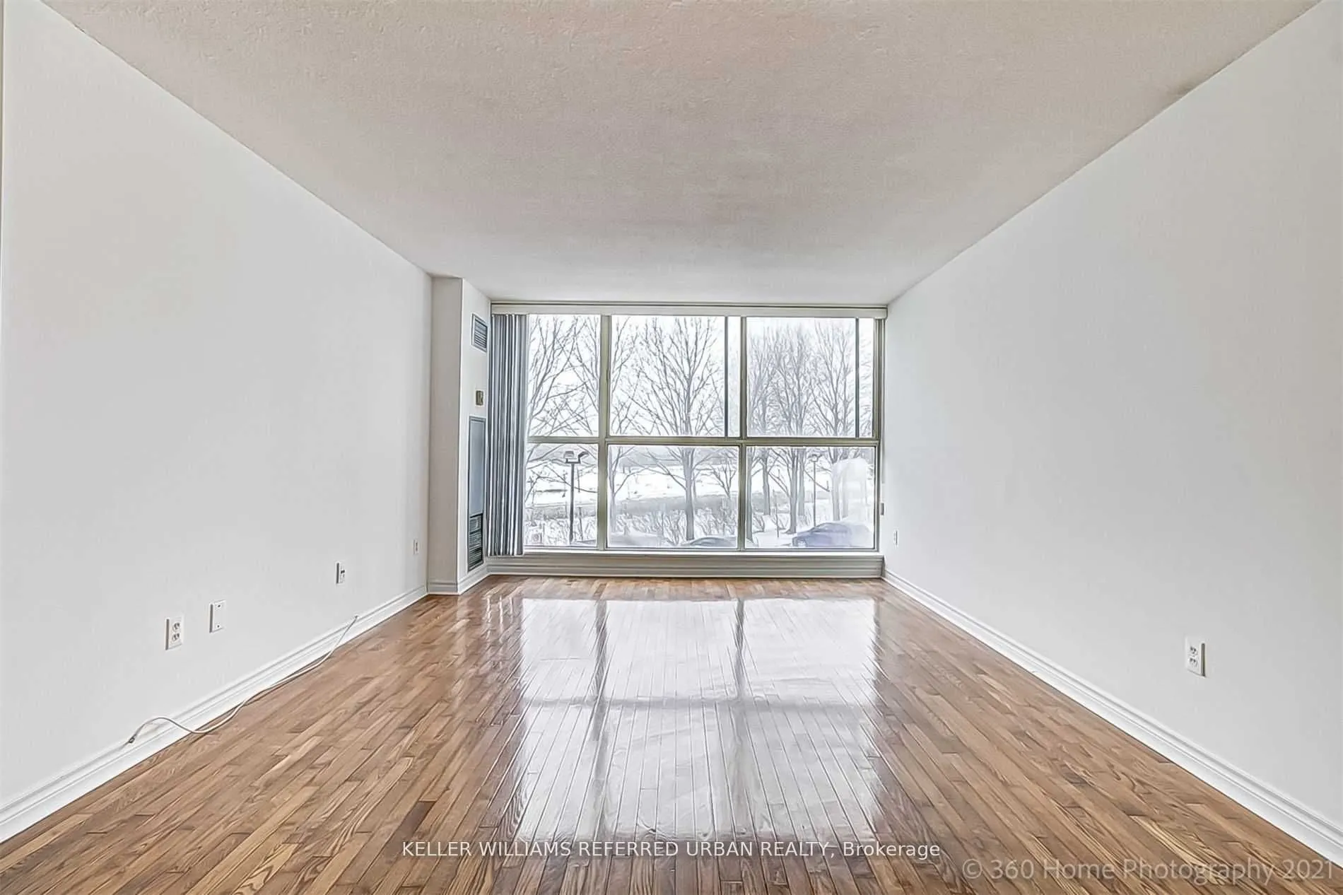4185 Shipp Drive, #211