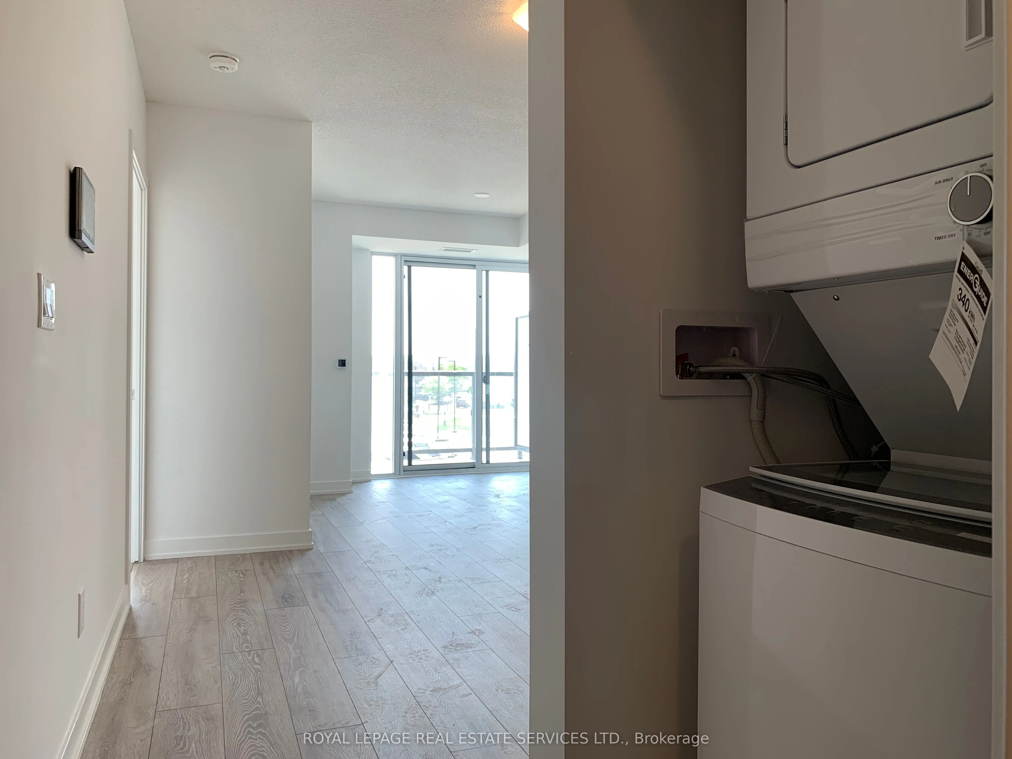 3200 Dakota Common, #B215