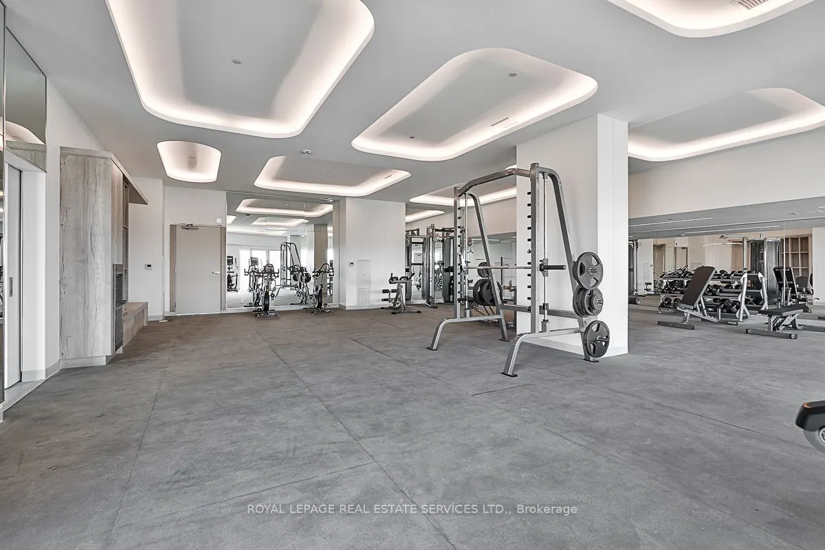 3200 Dakota Common, #B215