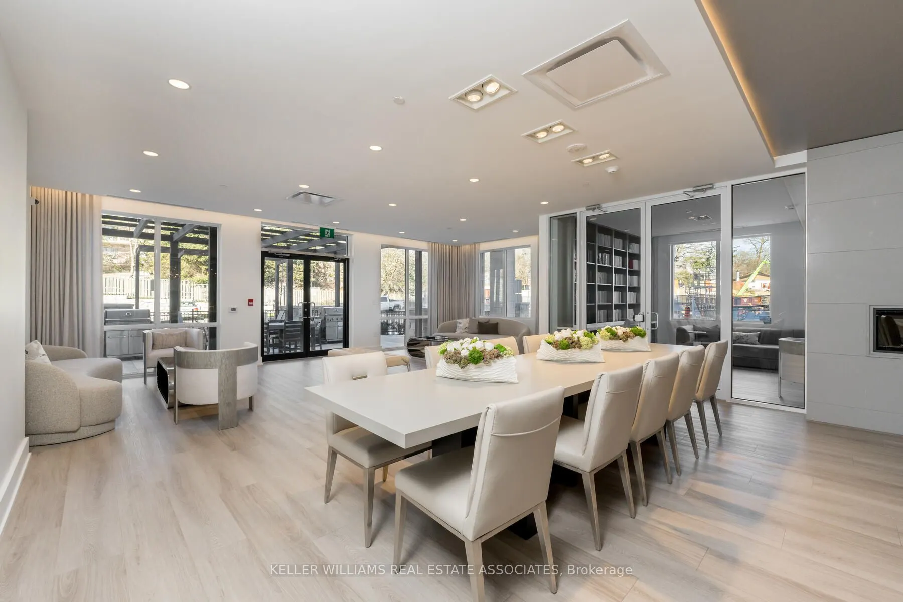 42 Mill Street, #303