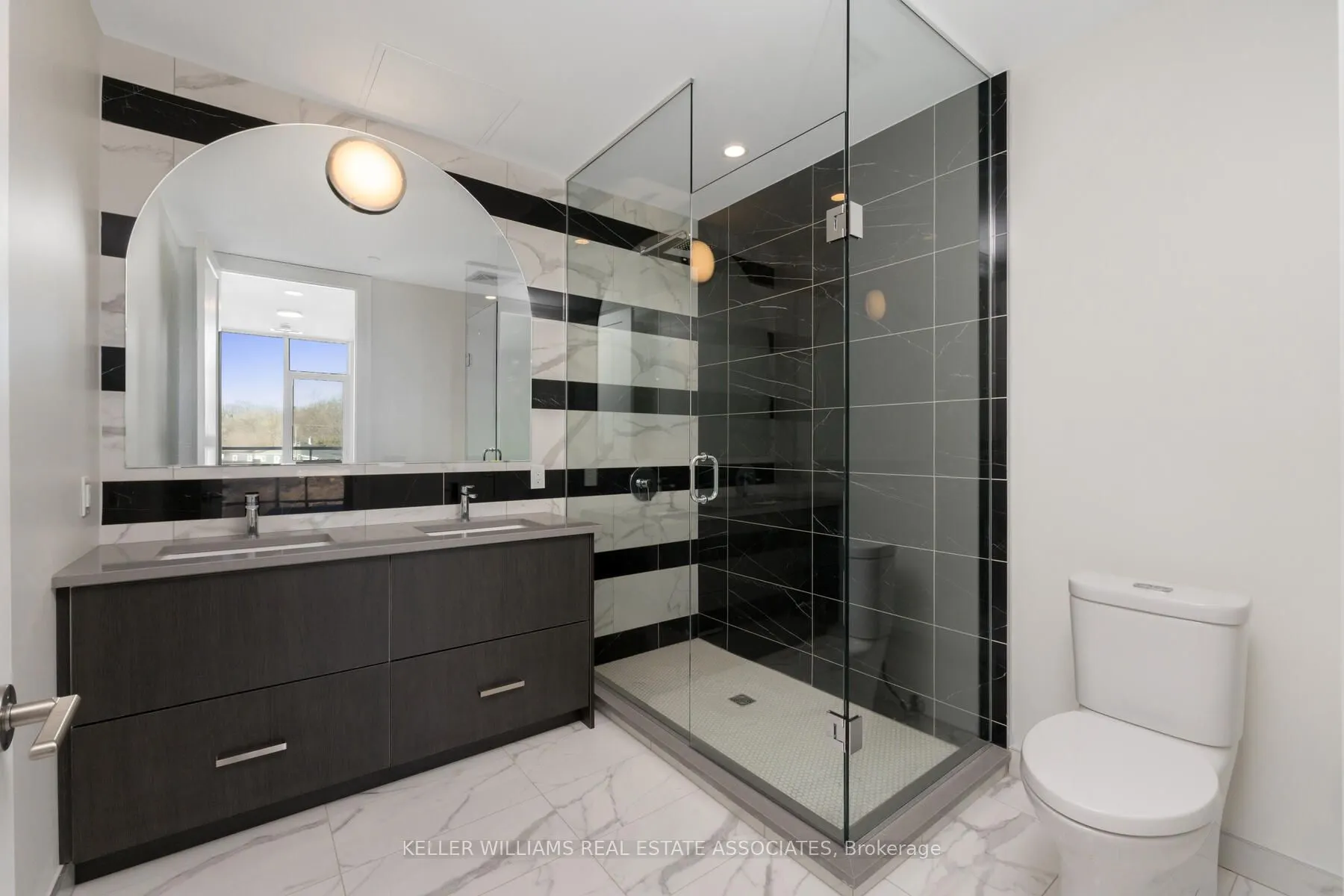 42 Mill Street, #303