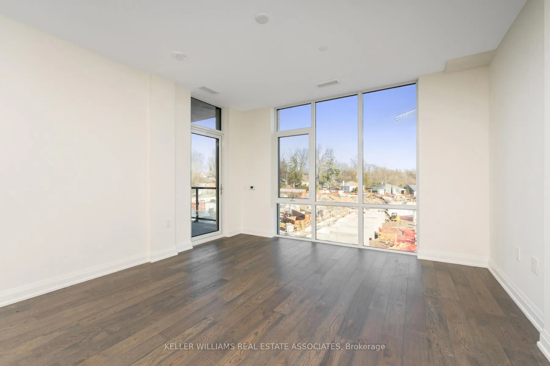 42 Mill Street, #303