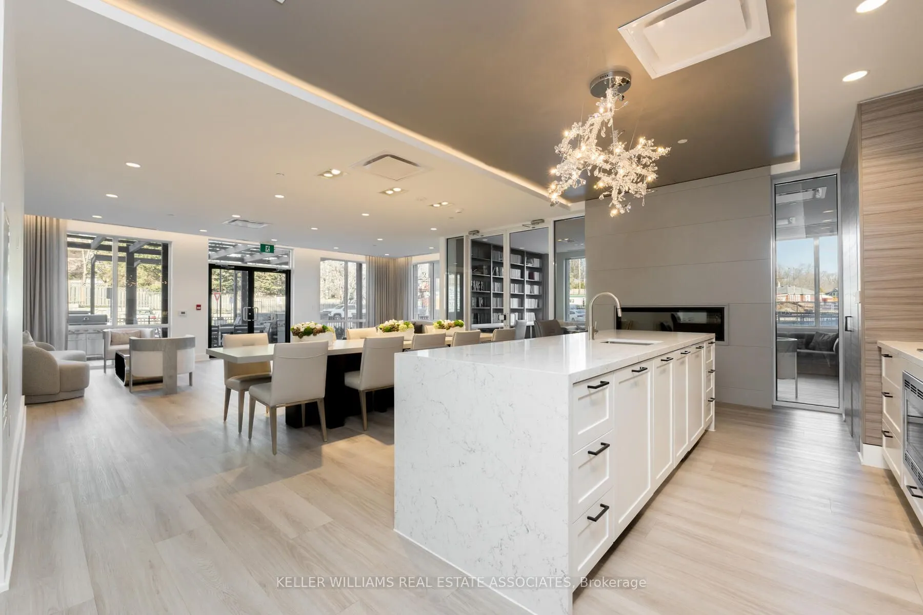 42 Mill Street, #303
