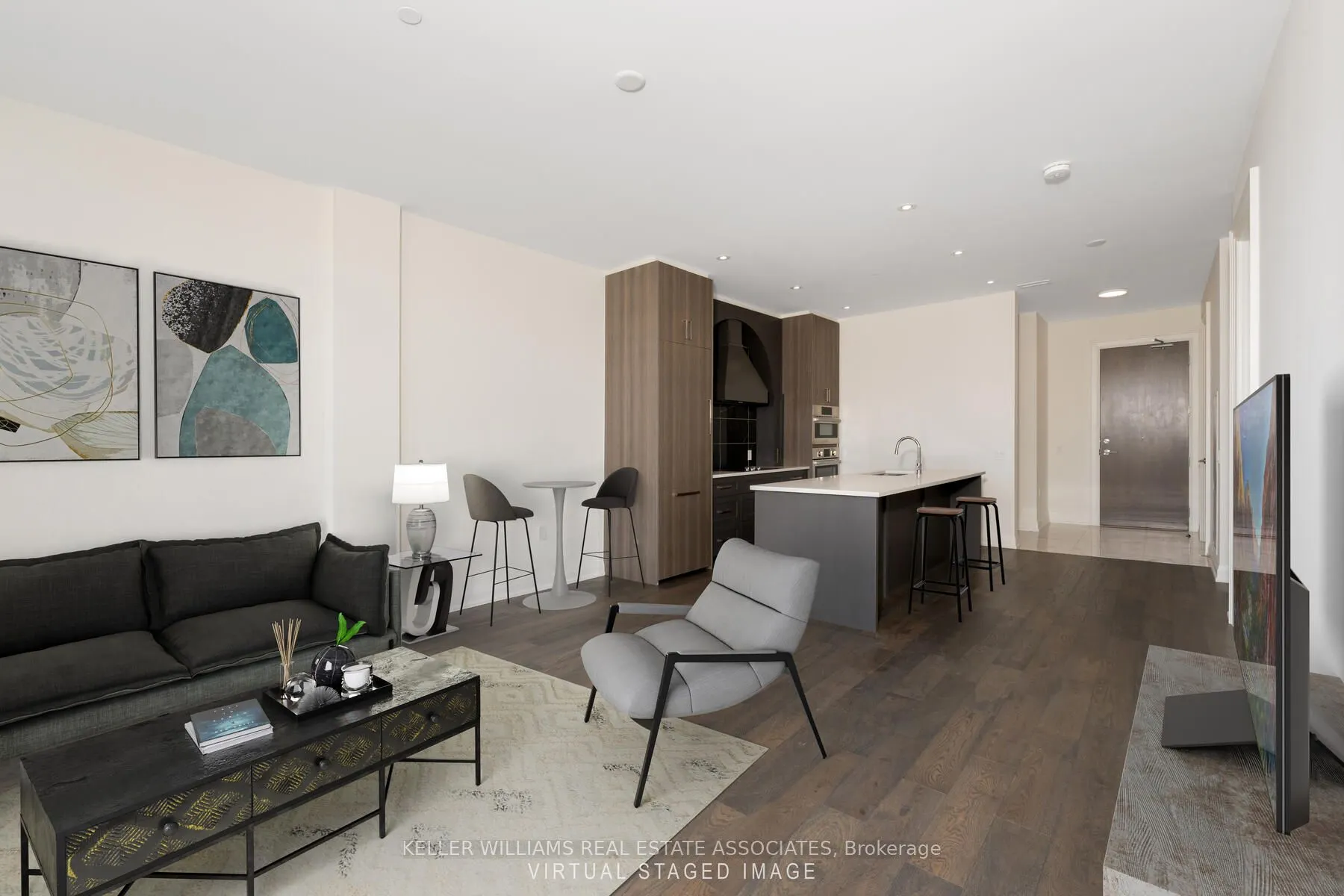 42 Mill Street, #303