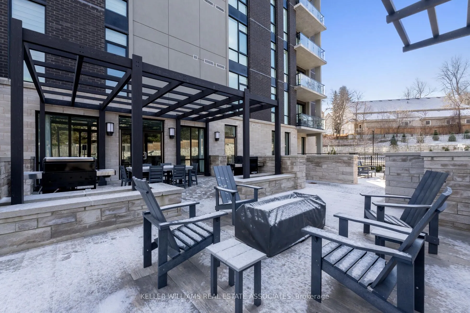 42 Mill Street, #303