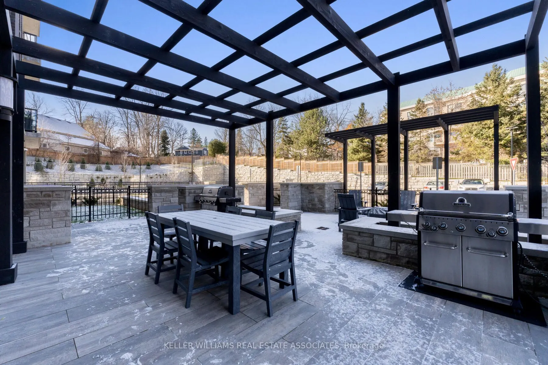 42 Mill Street, #303