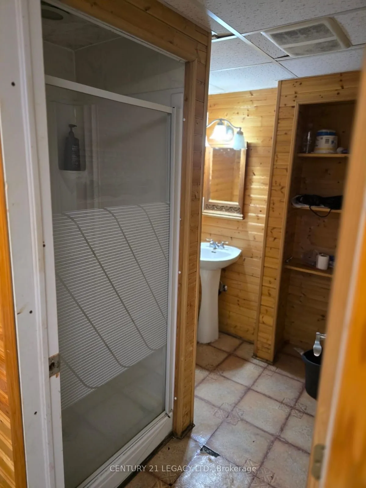 3 Hernon Court