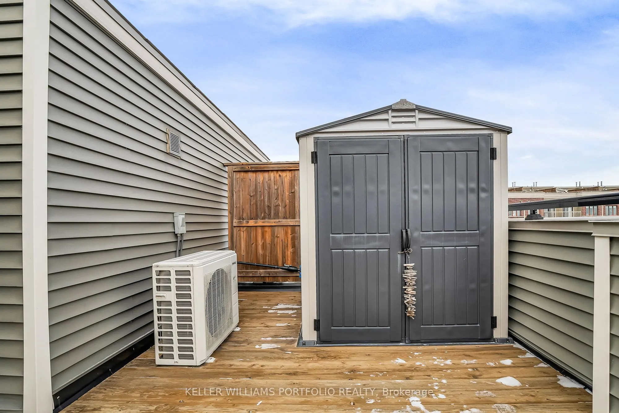 70 Eastwood Park Gardens, #21
