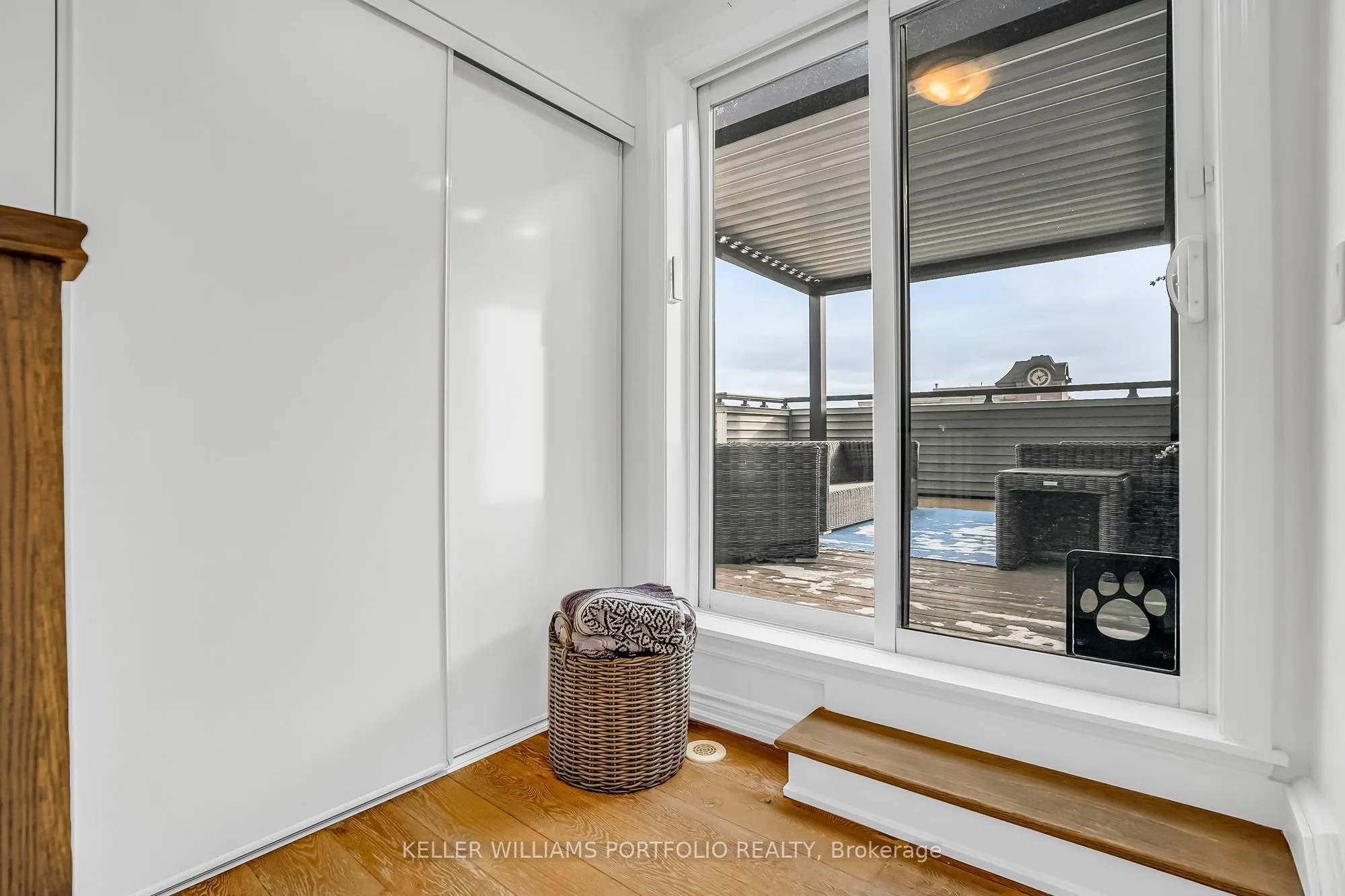 70 Eastwood Park Gardens, #21