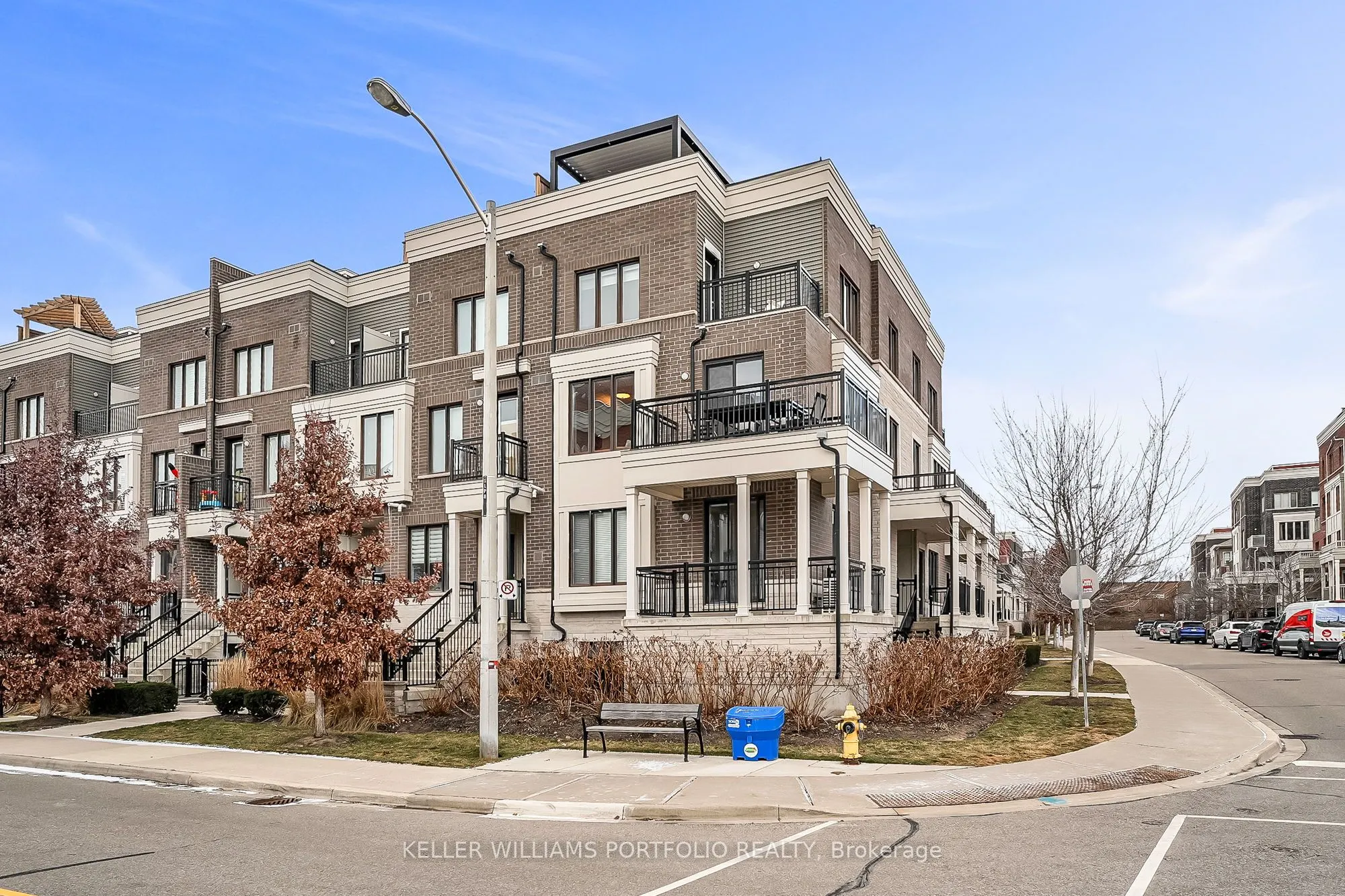 70 Eastwood Park Gardens, #21