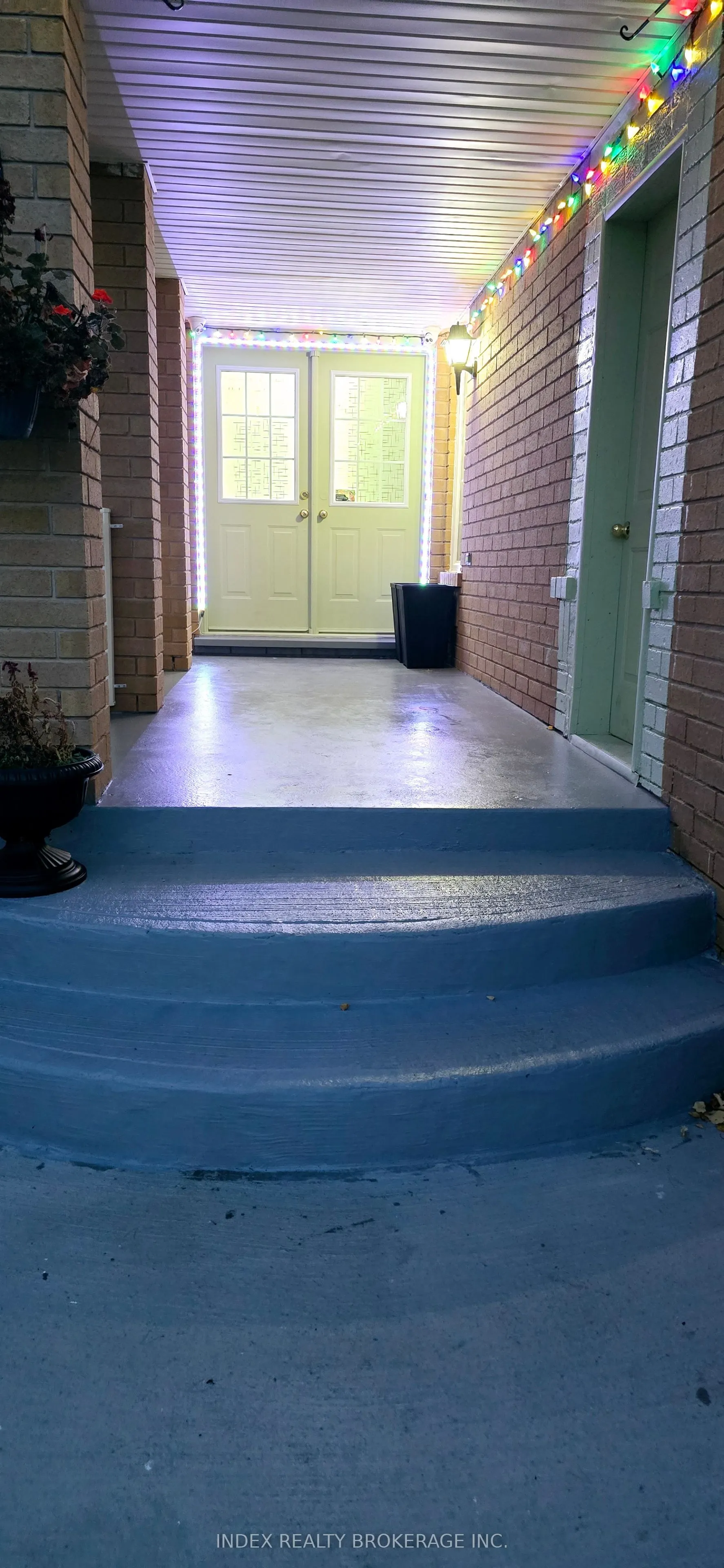 19 Garibaldi Drive