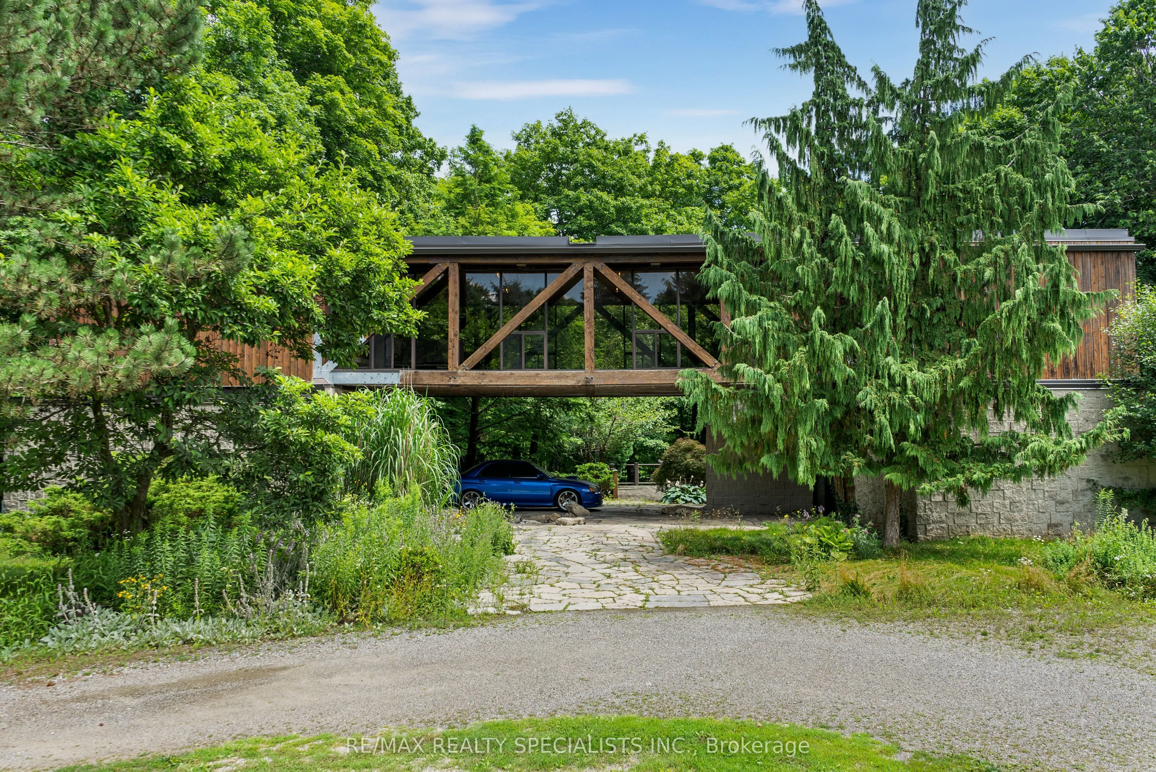 15139 Rockside Road