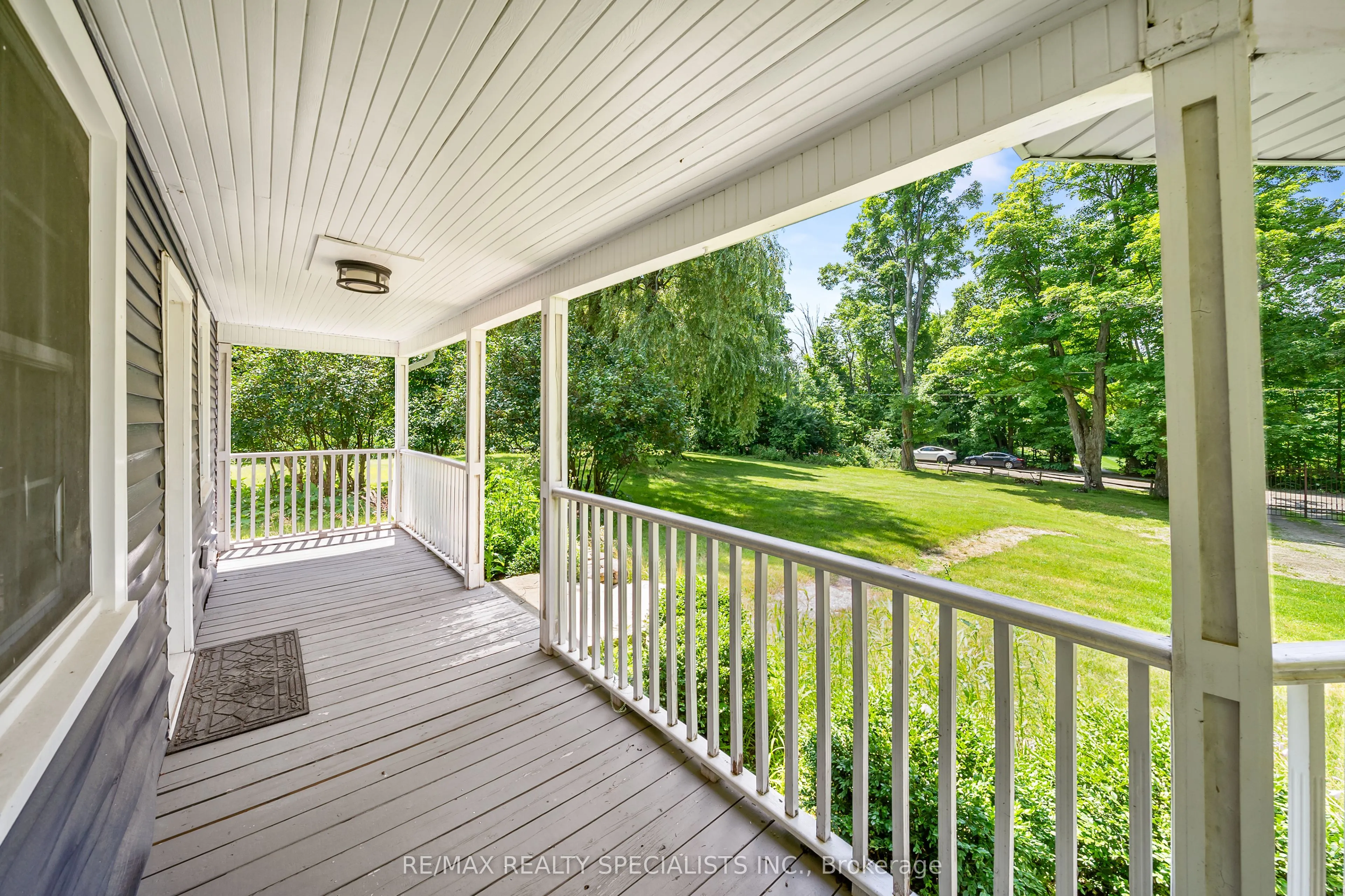 15139 Rockside Road