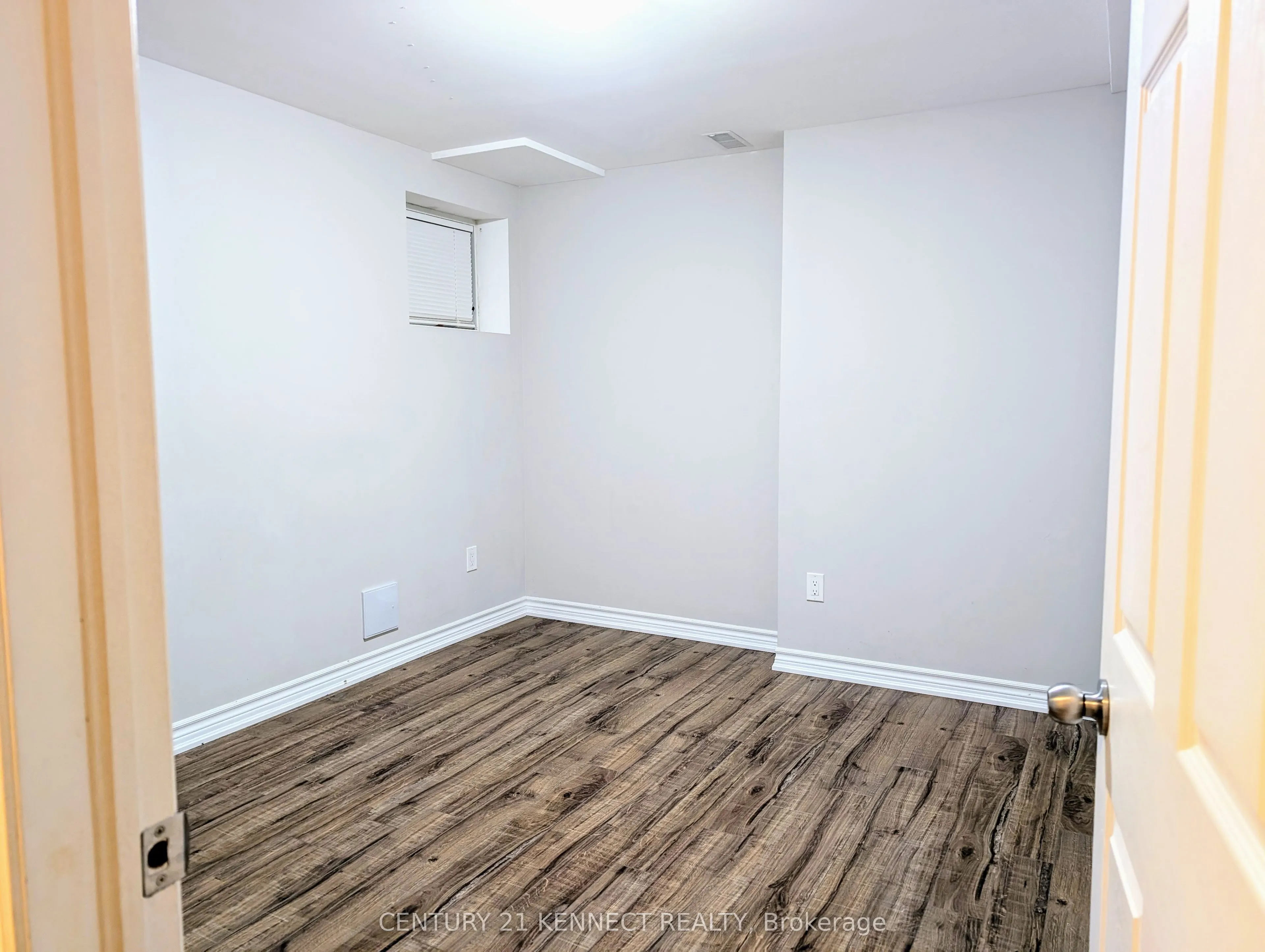 37 Apple Valley Way, #Bsmt