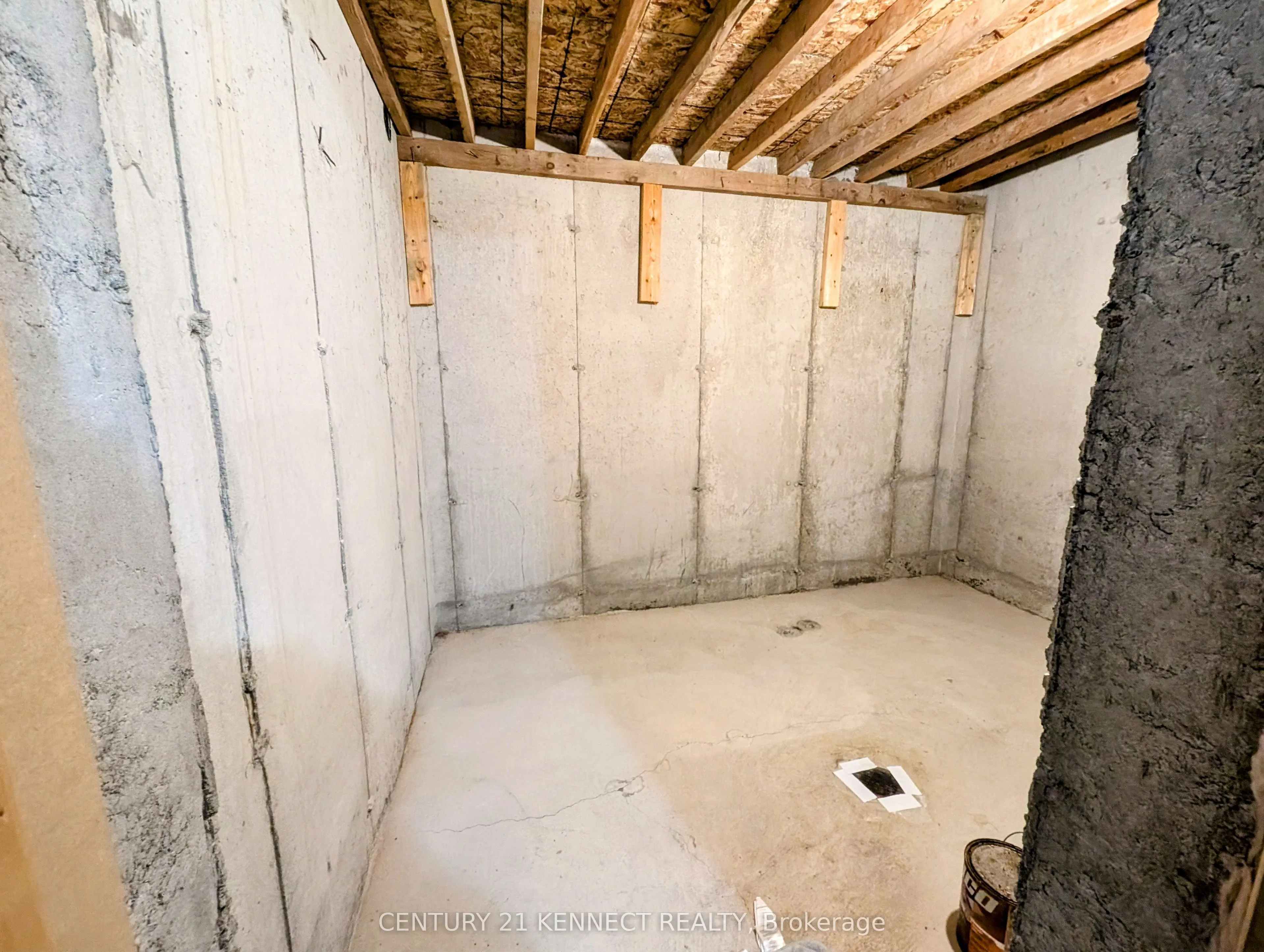 37 Apple Valley Way, #Bsmt