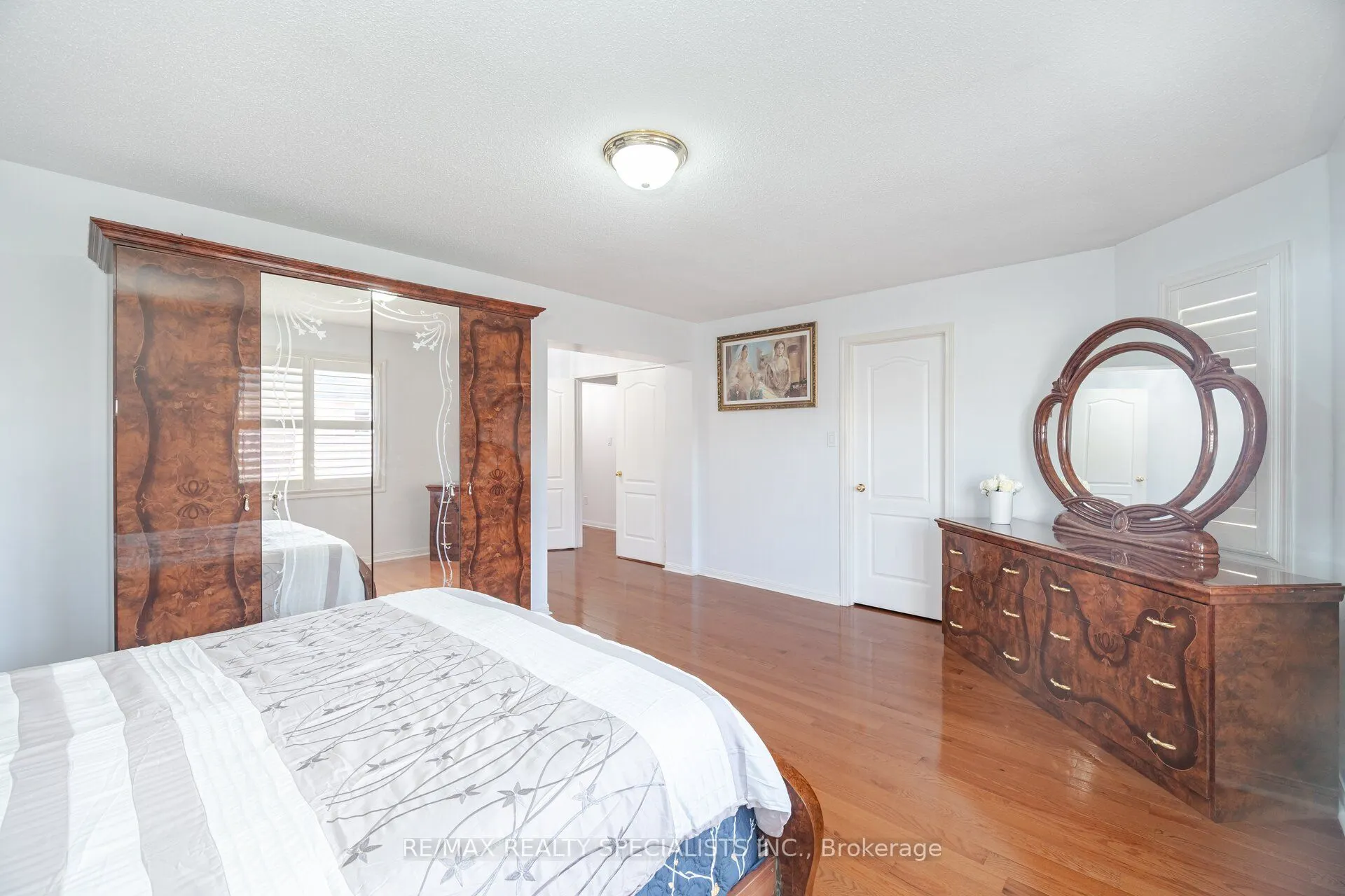 30 Latania Boulevard