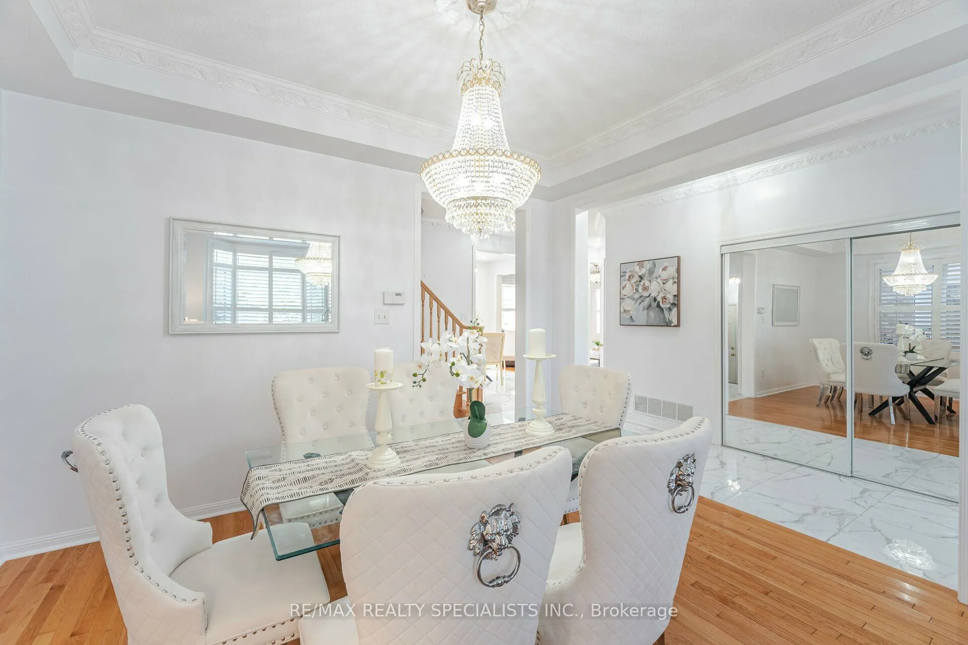 30 Latania Boulevard
