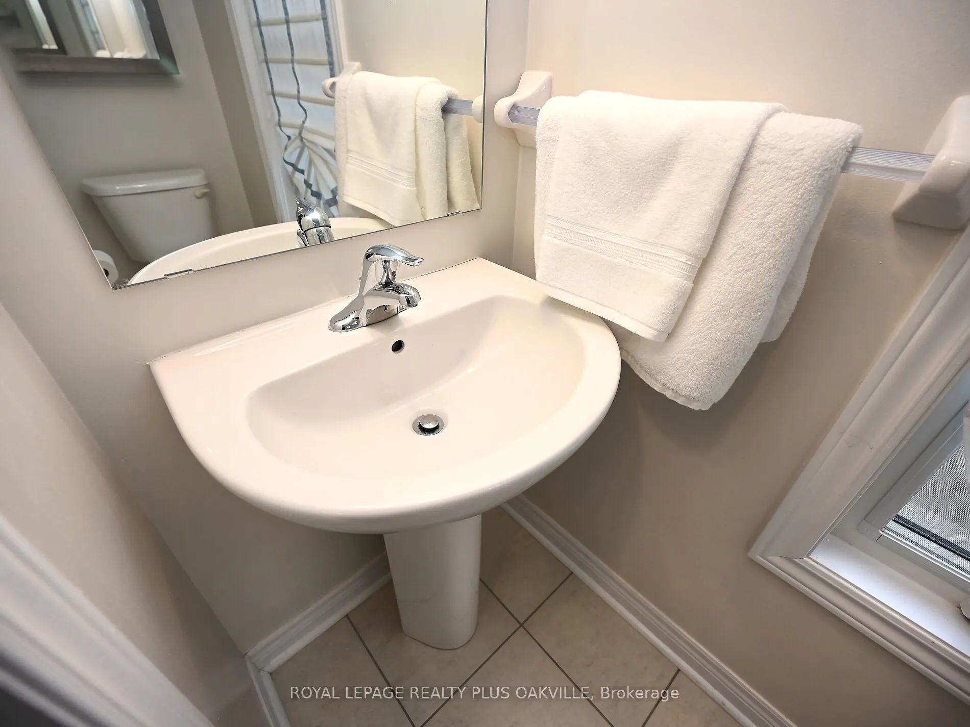 2280 Baronwood Drive, #90