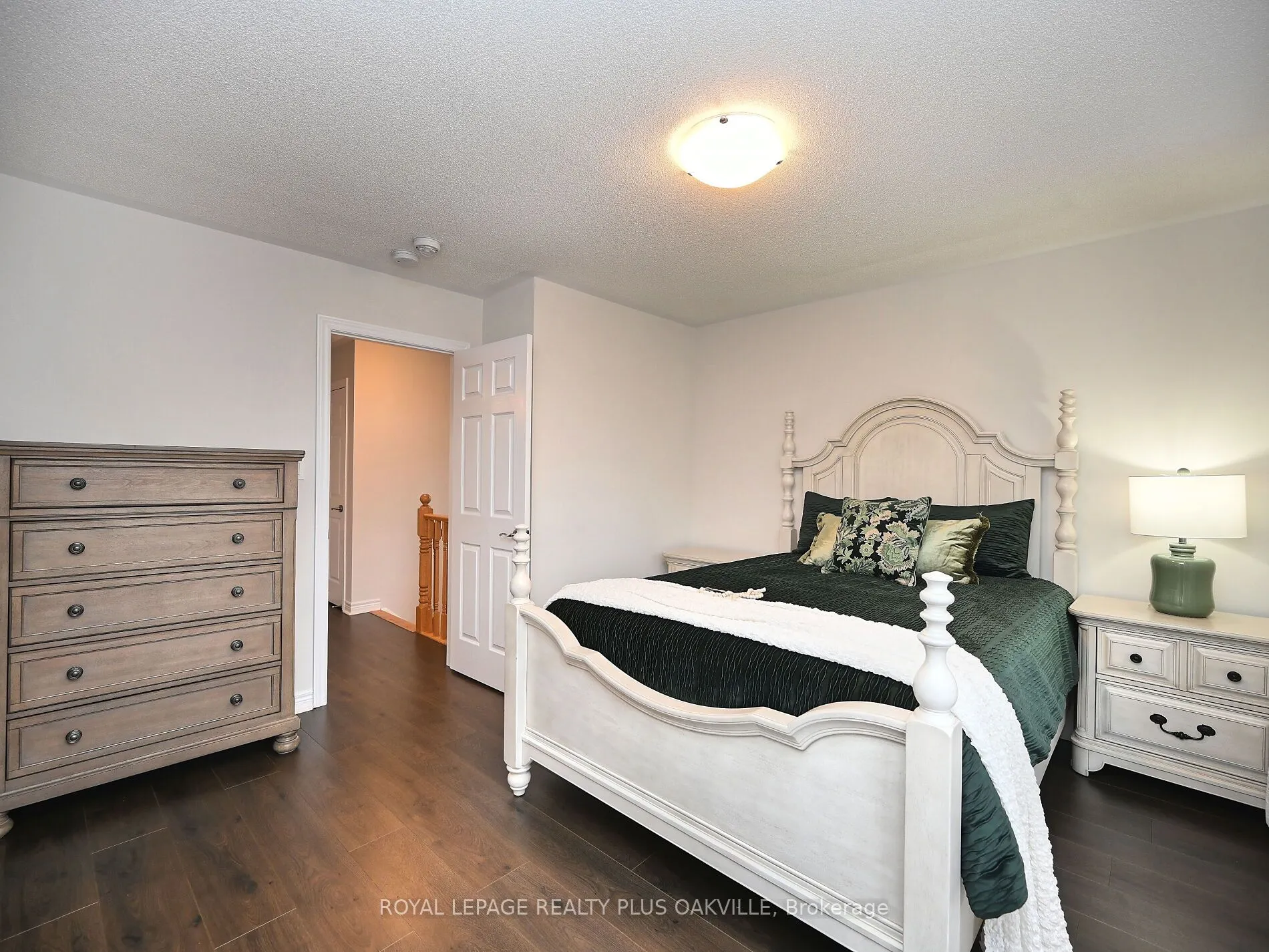 2280 Baronwood Drive, #90
