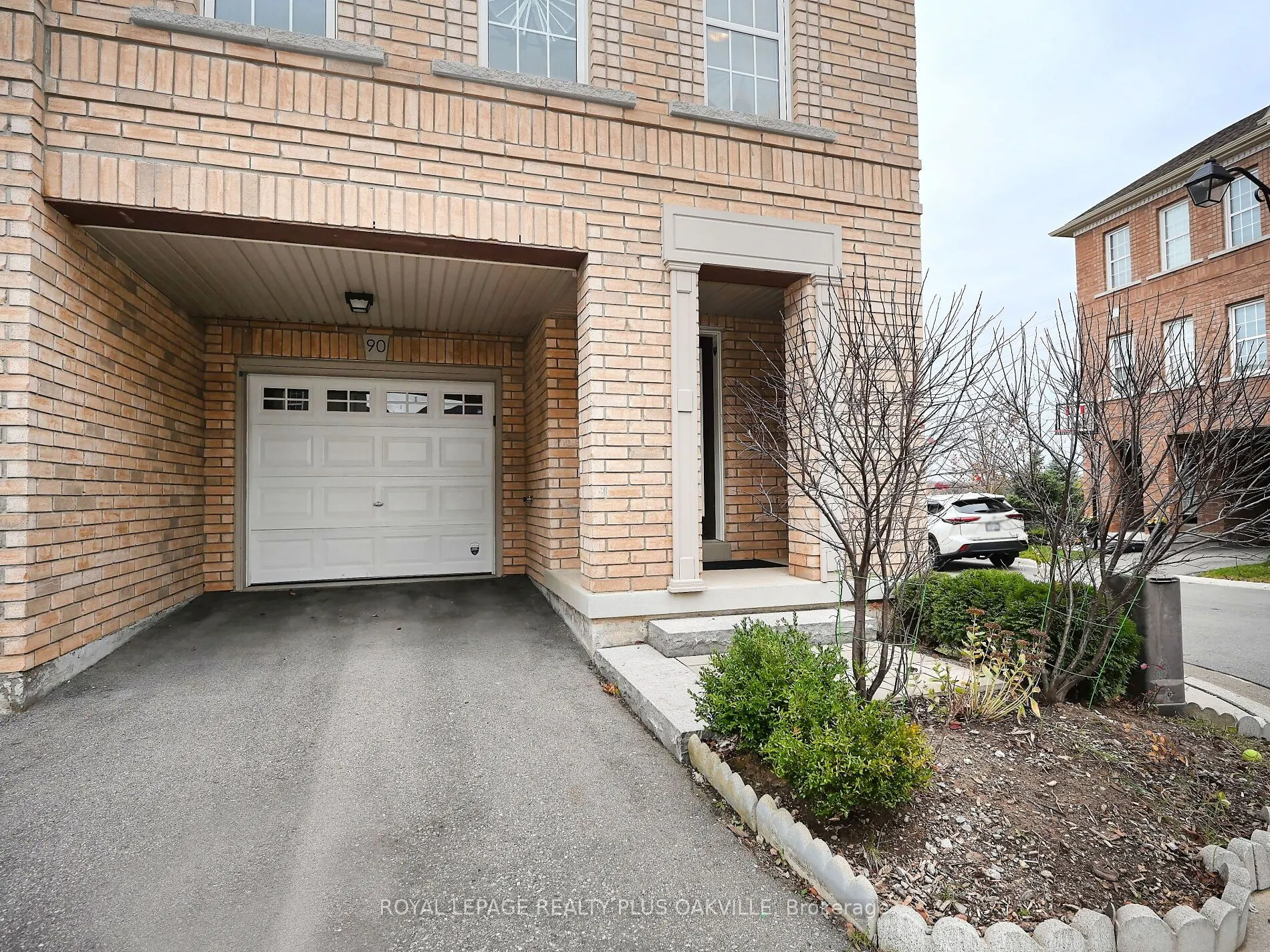 2280 Baronwood Drive, #90
