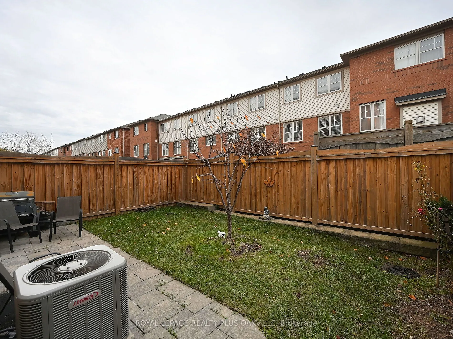2280 Baronwood Drive, #90
