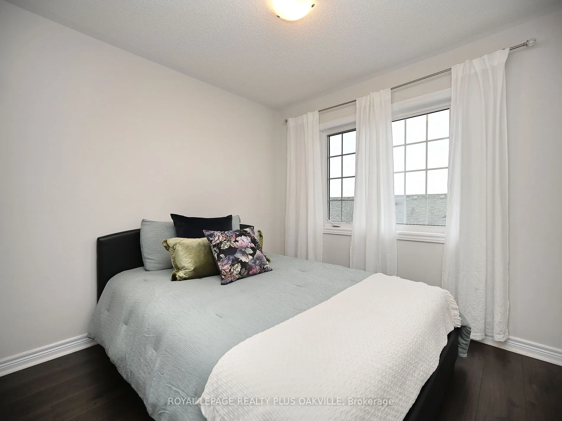 2280 Baronwood Drive, #90