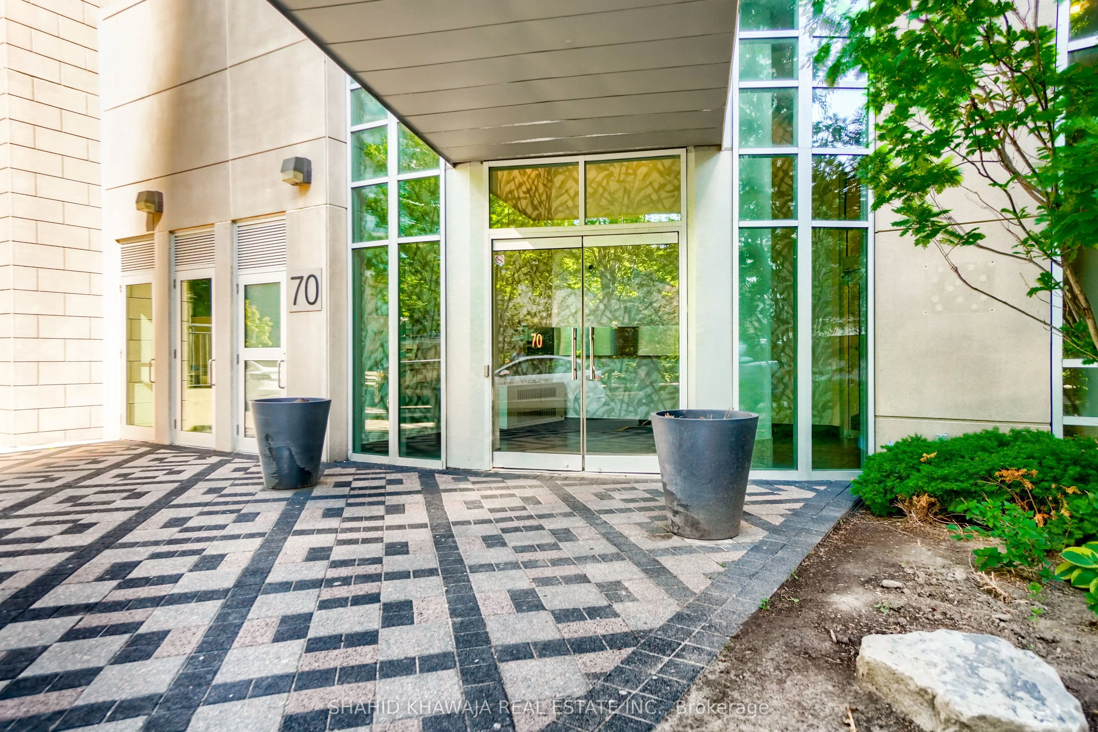 70 Absolute Avenue, #1309