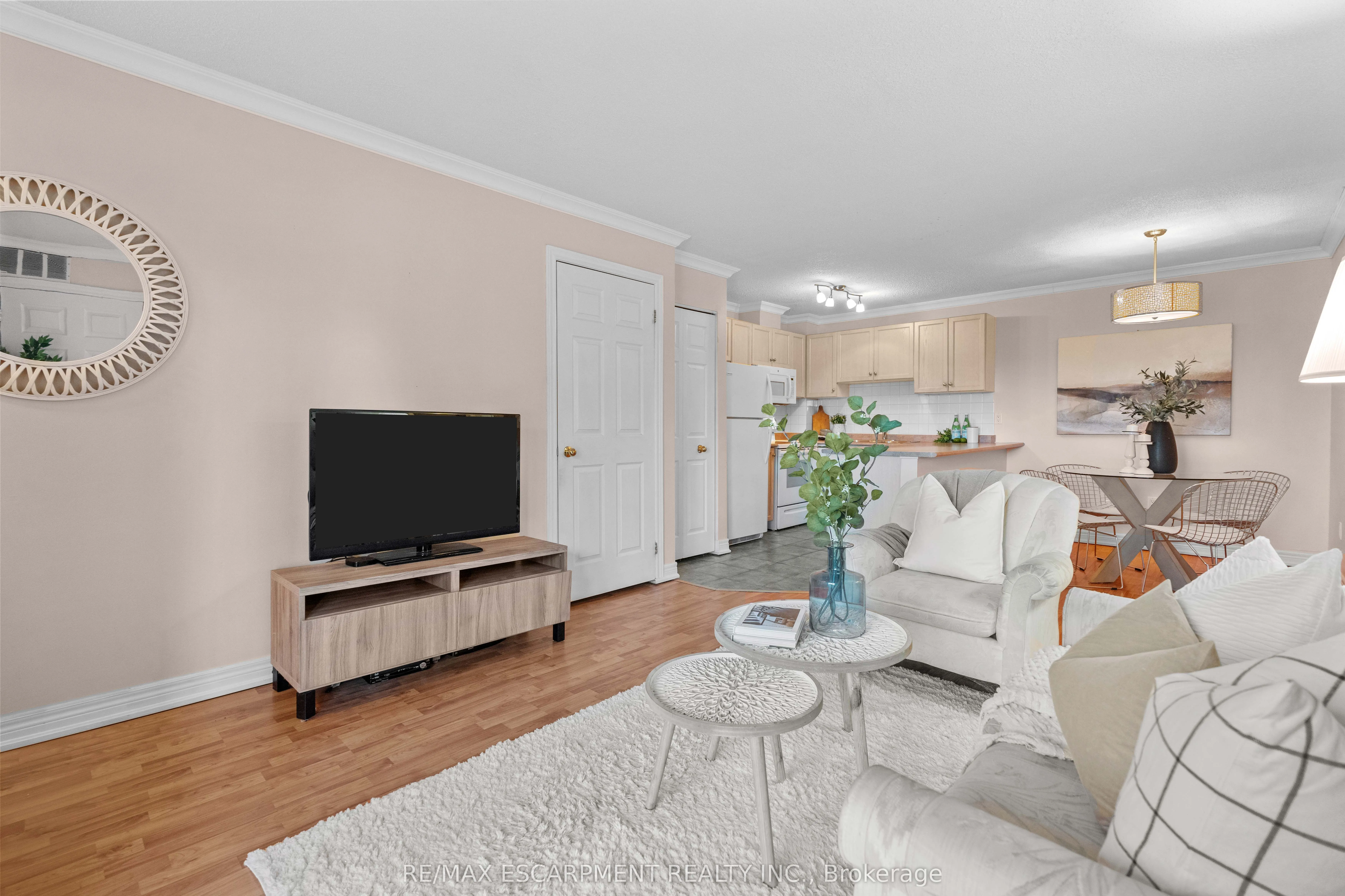 4140 Foxwood Drive, #205