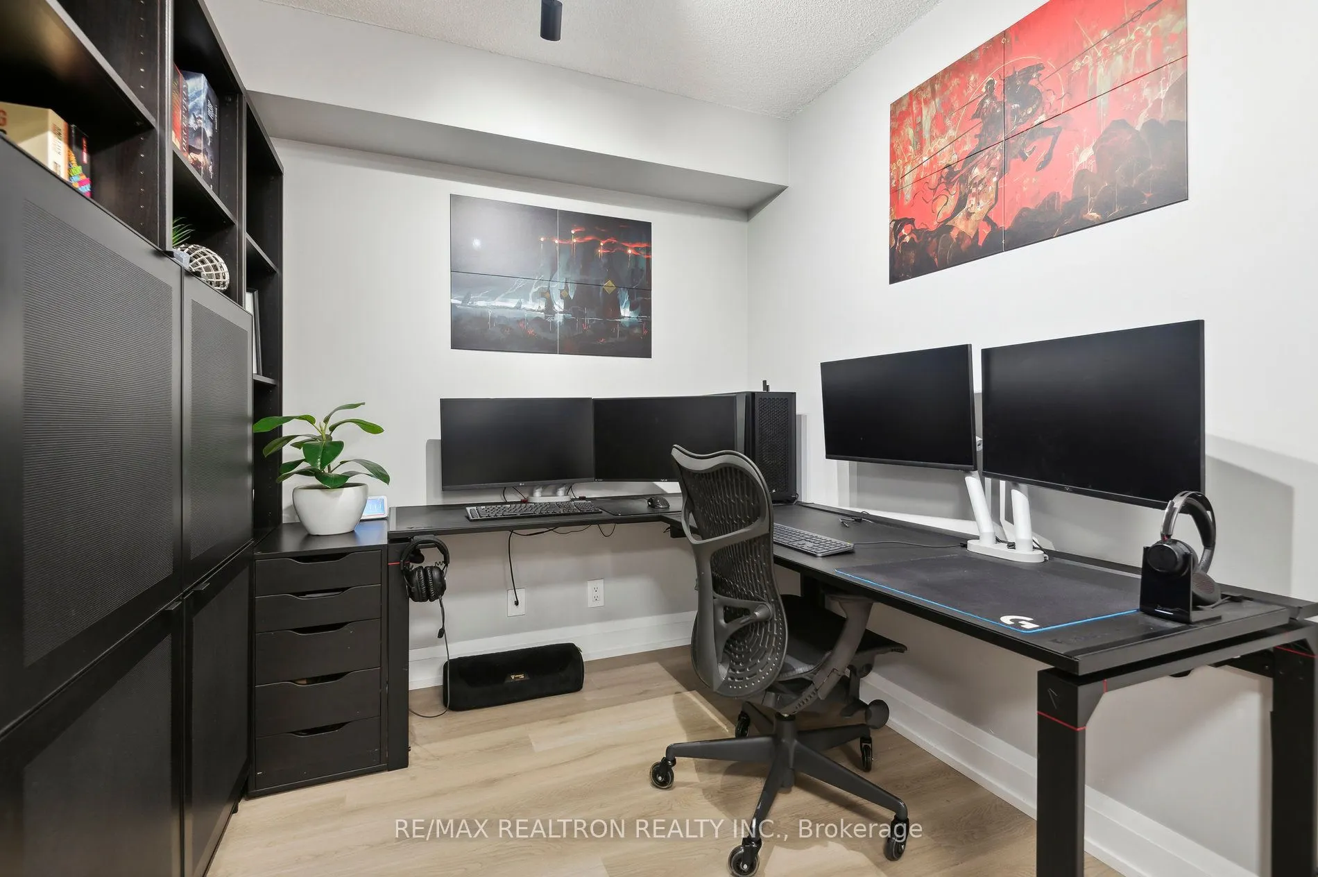 1070 Sheppard Avenue W, #208