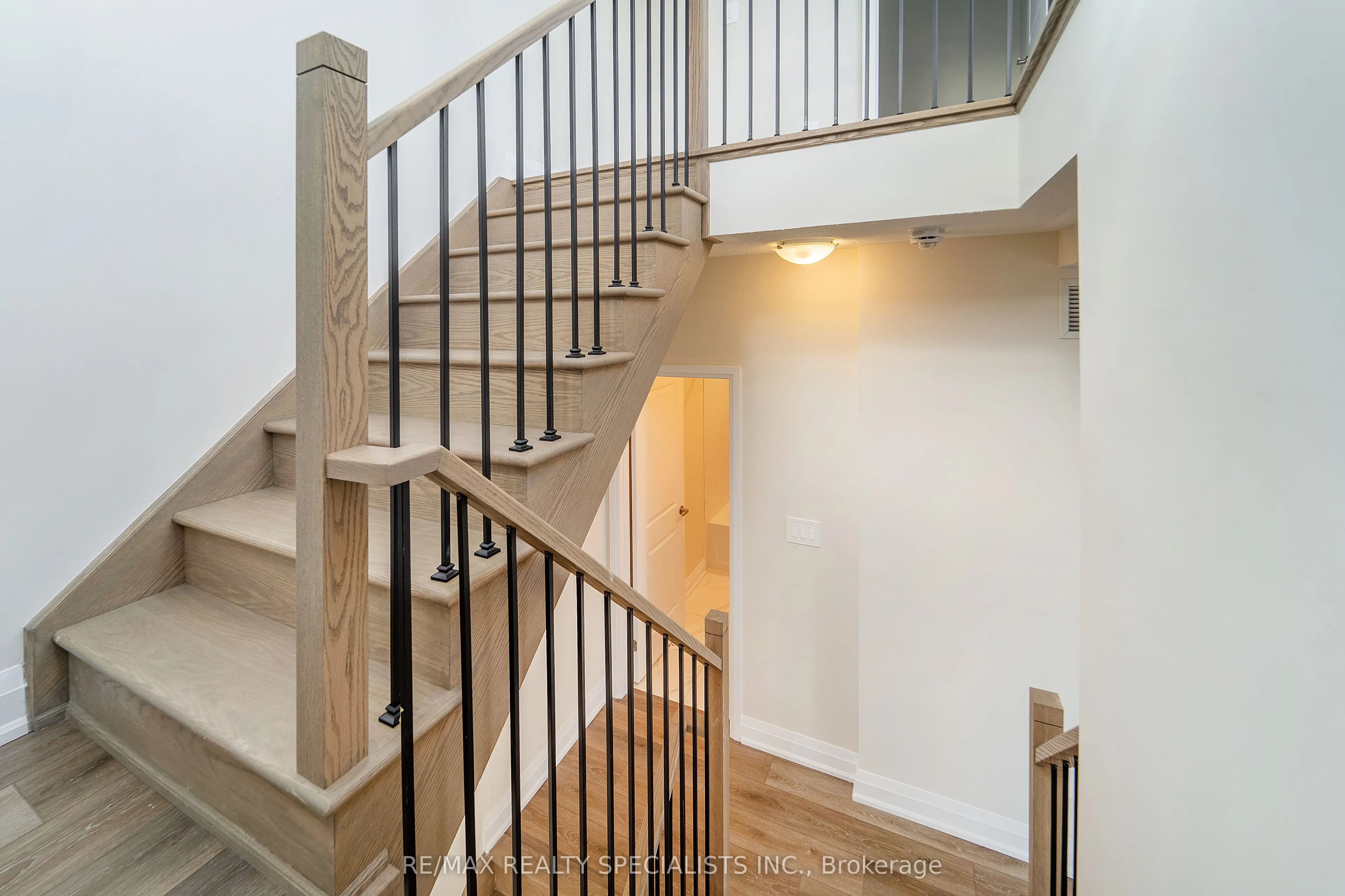 1577 Rose Way #122