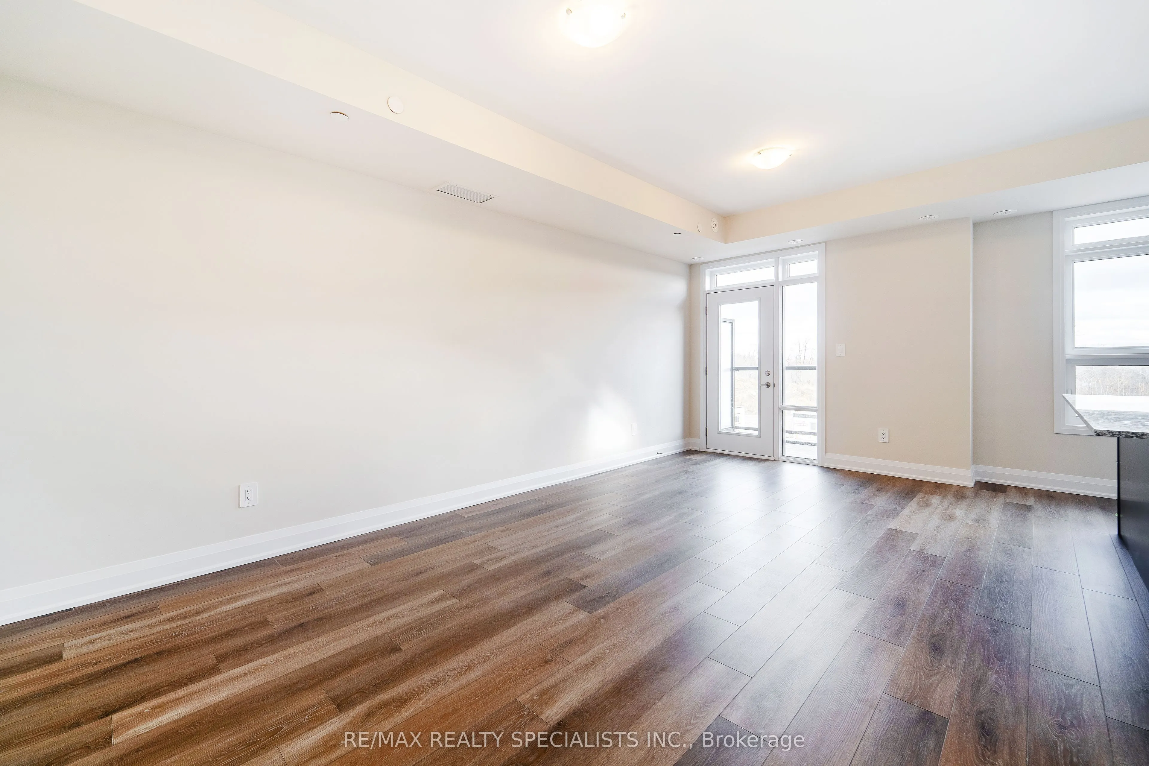 1577 Rose Way #122